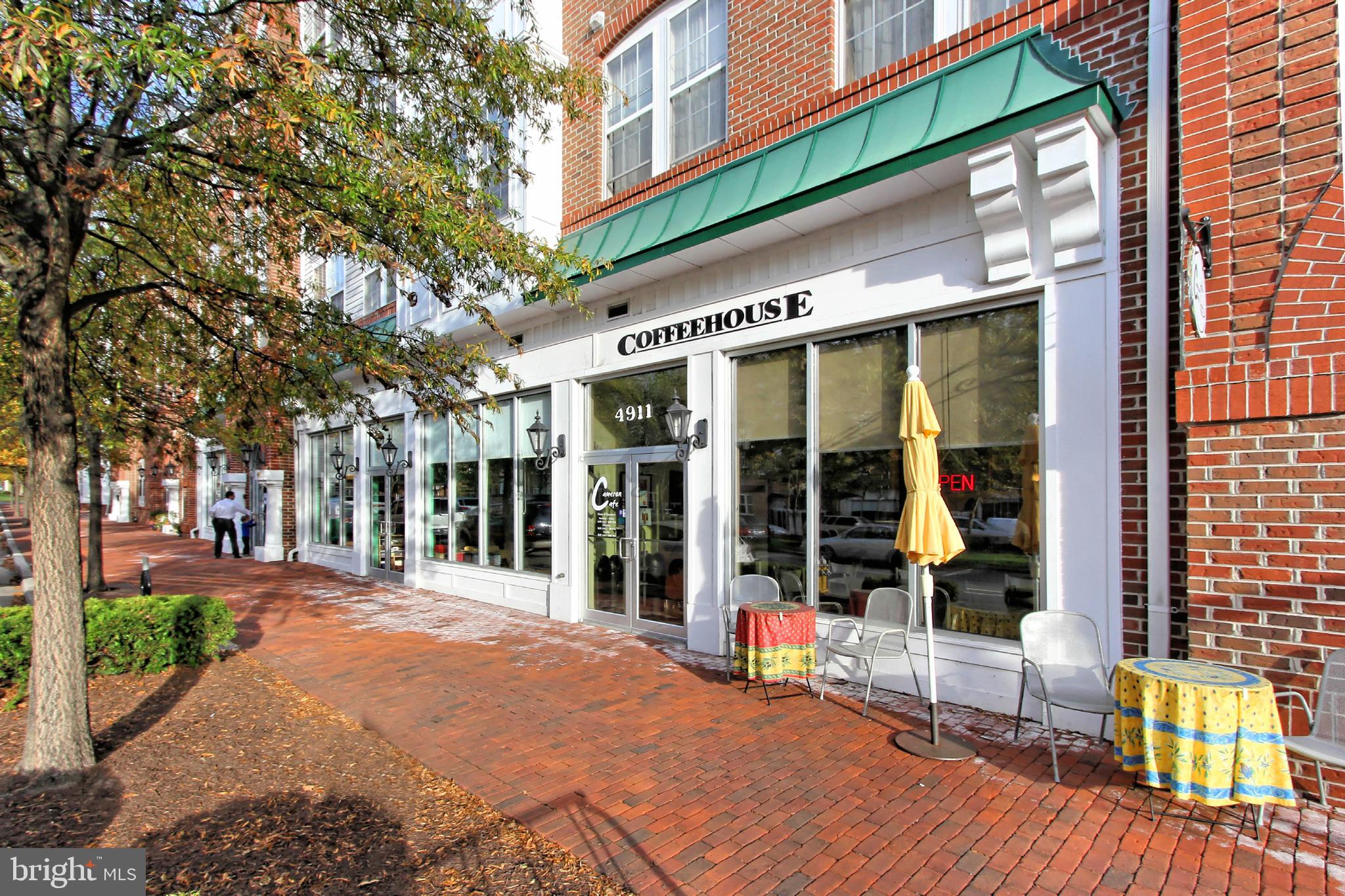 CAMERON STATION - Residential