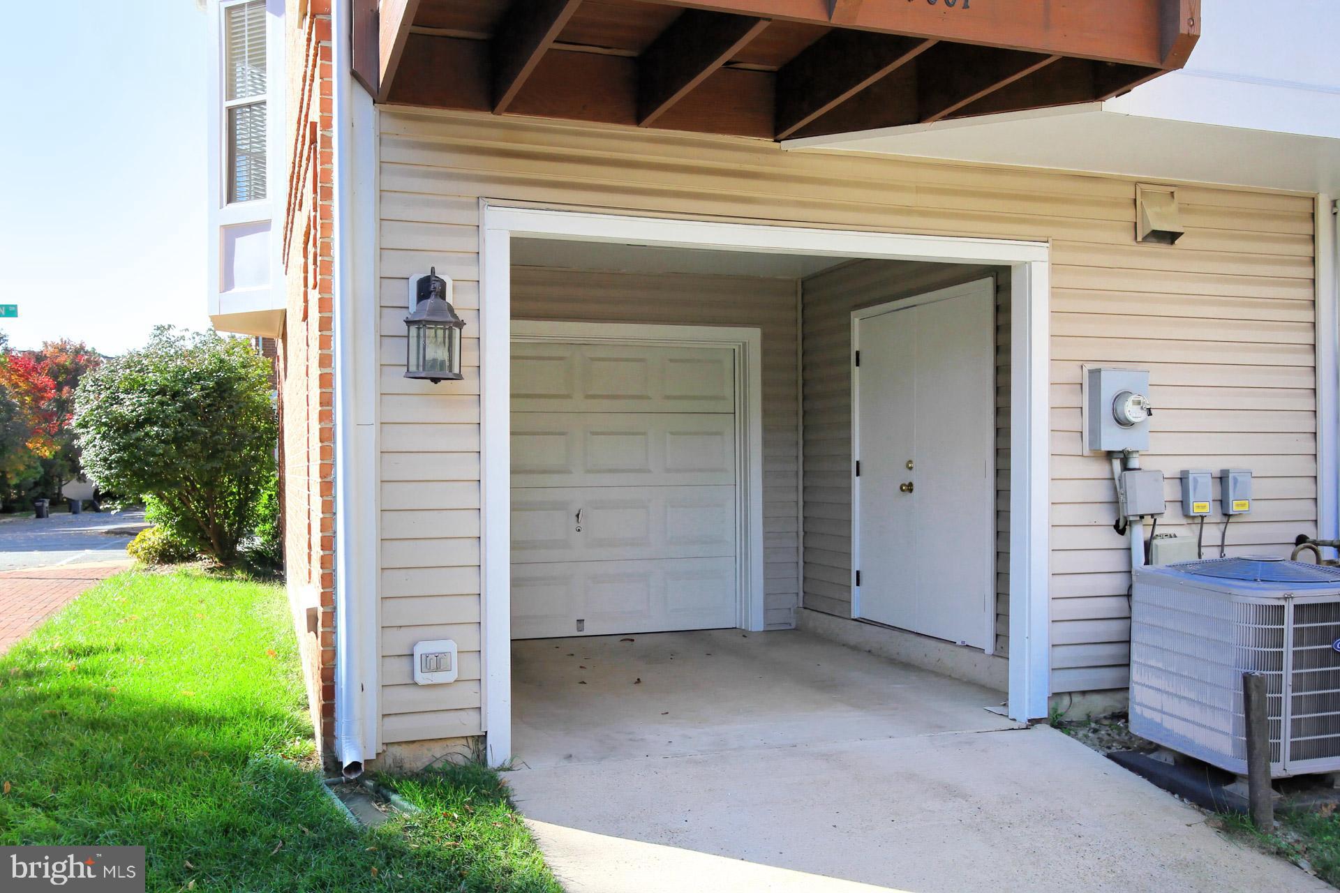 CAMERON STATION - Residential
