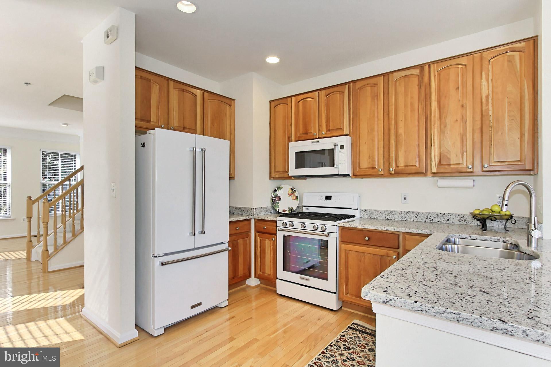 CAMERON STATION - Residential