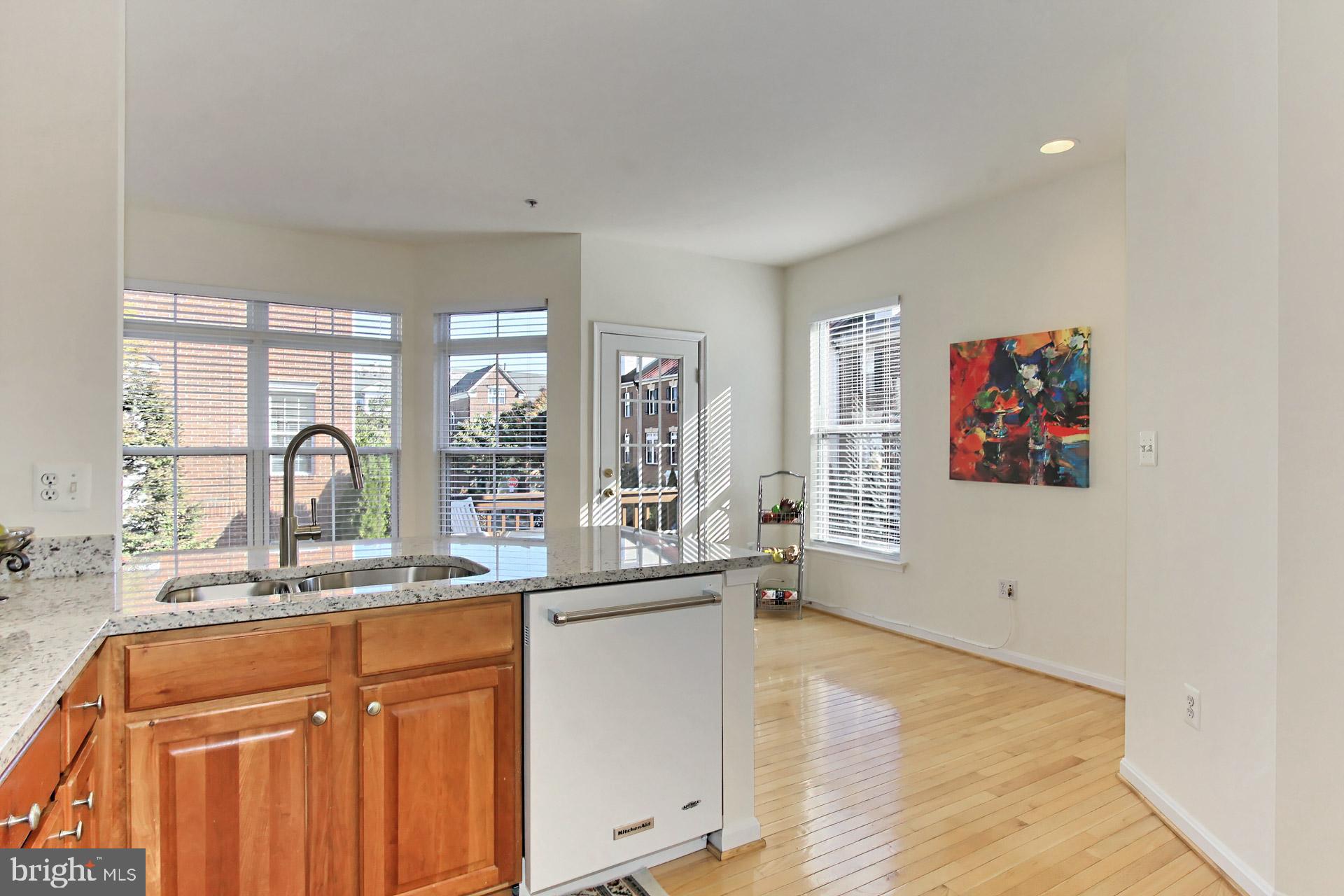CAMERON STATION - Residential