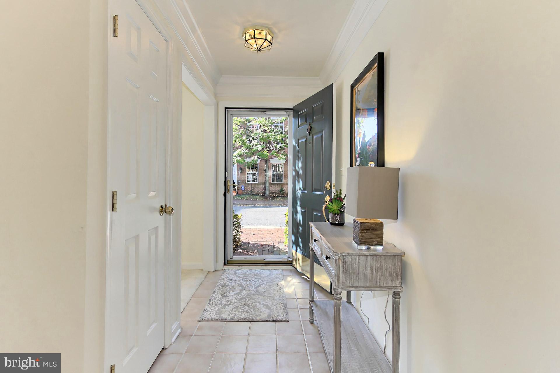 CAMERON STATION - Residential