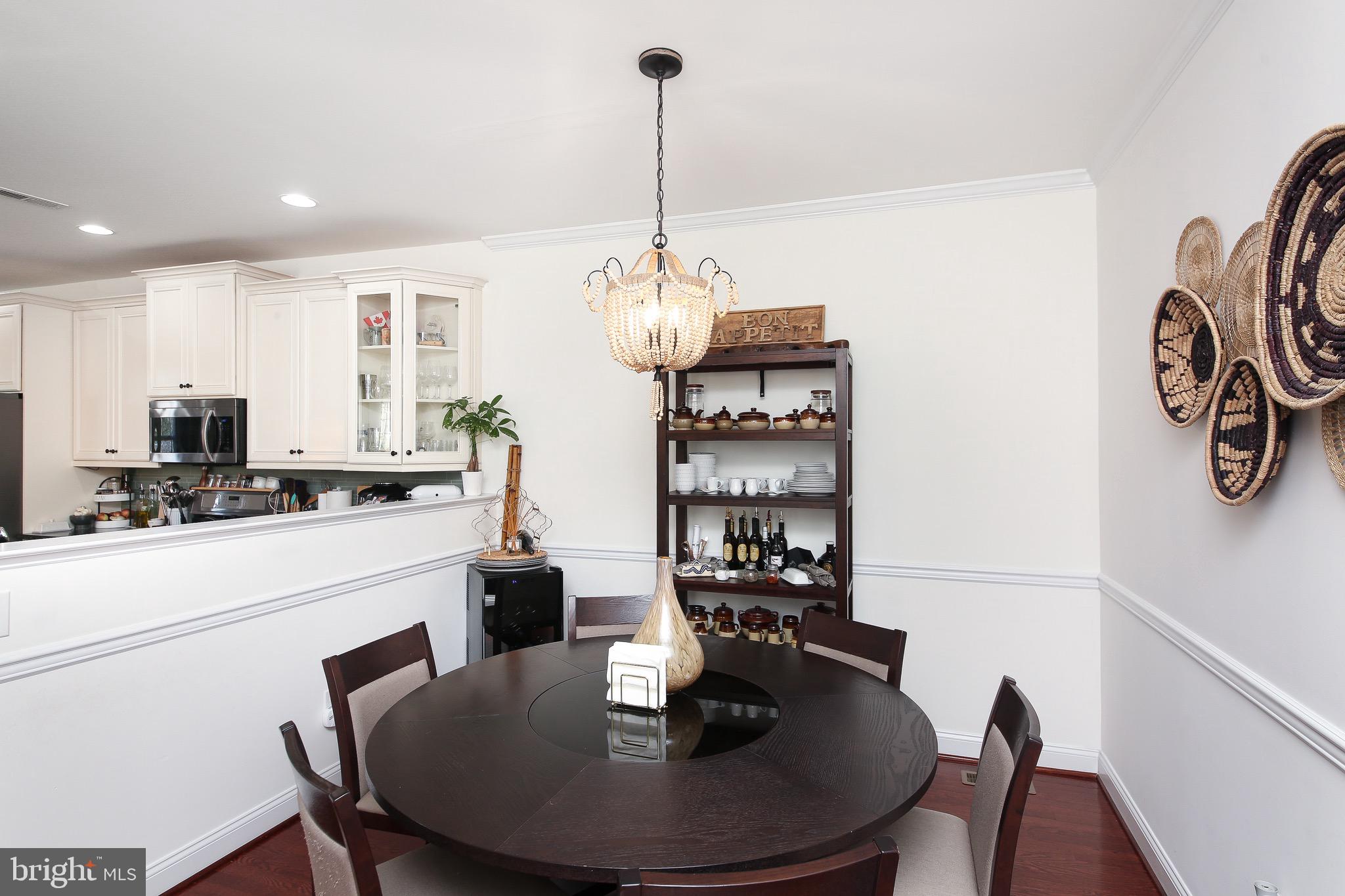 TH AT HERITAGE CNTR - Residential Lease
