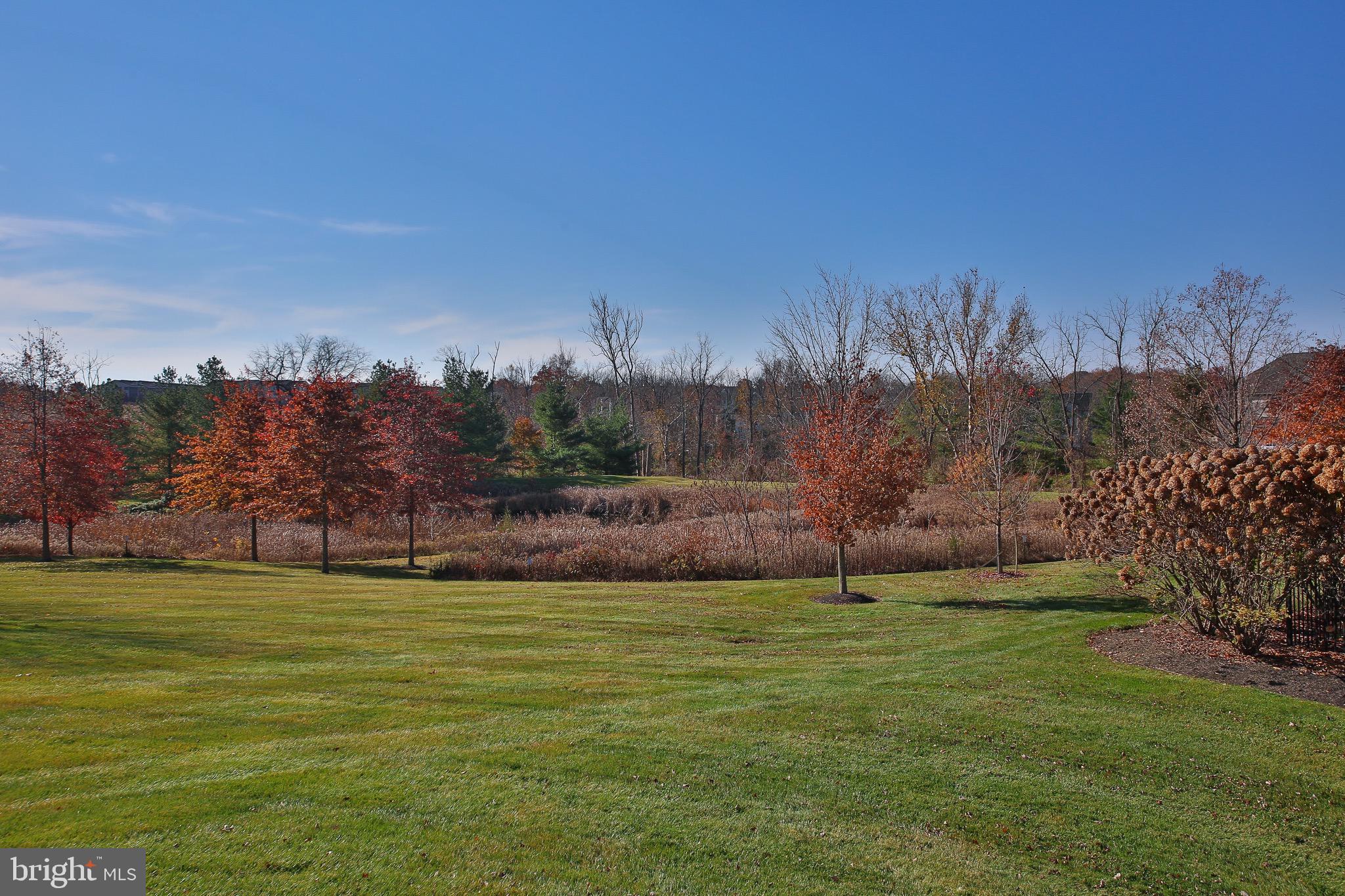 TH AT HERITAGE CNTR - Residential Lease