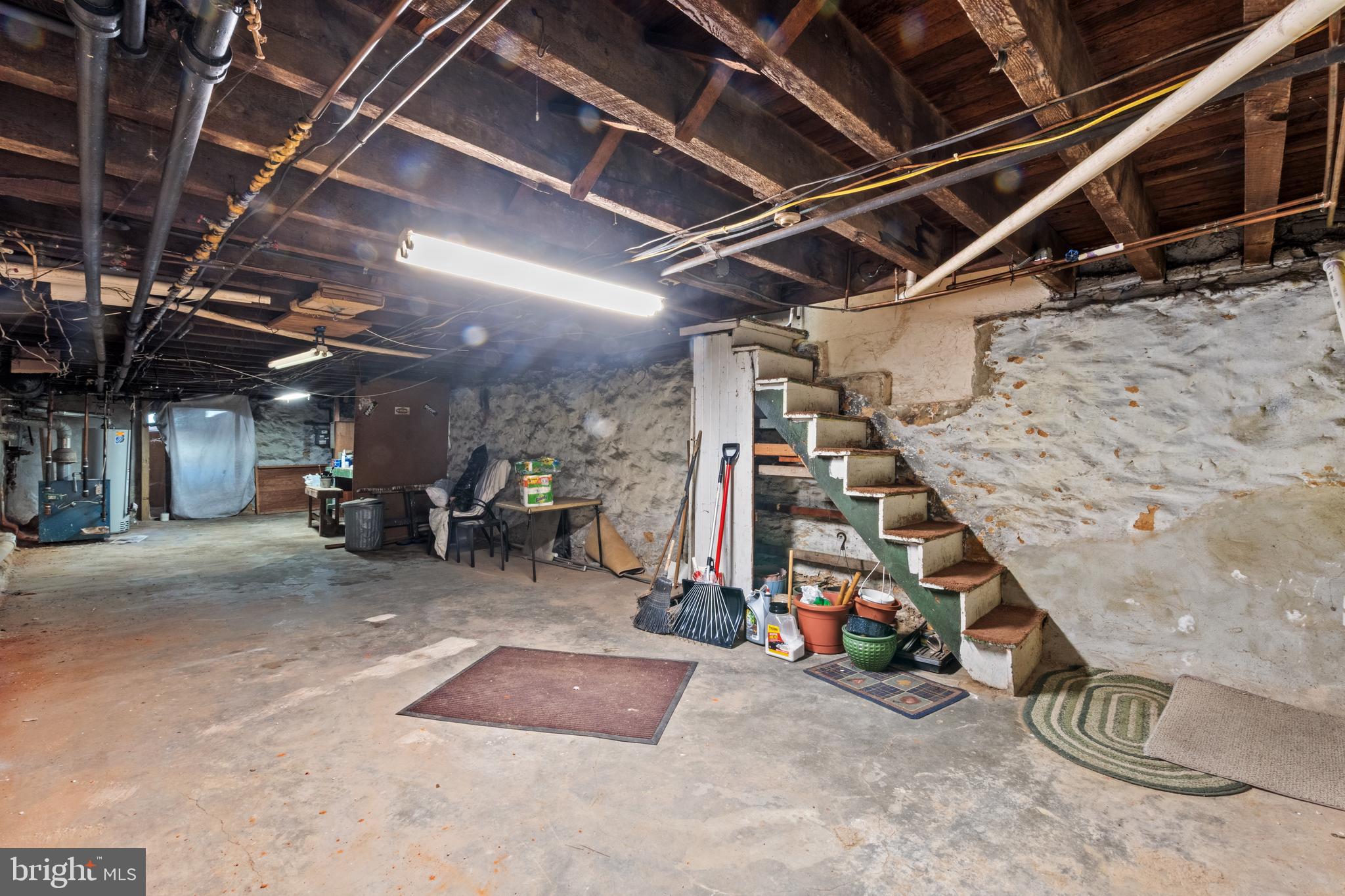 ROXBOROUGH - Residential