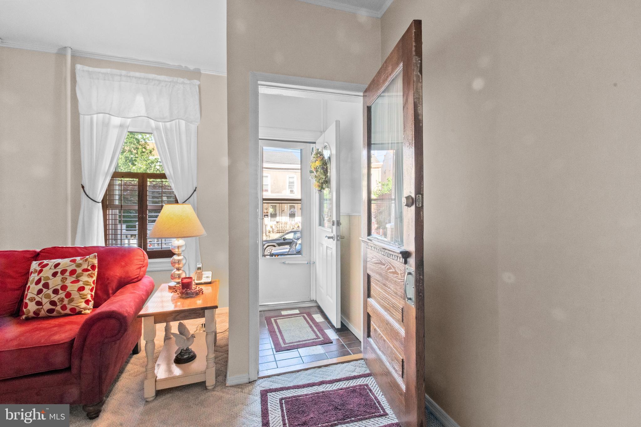 ROXBOROUGH - Residential