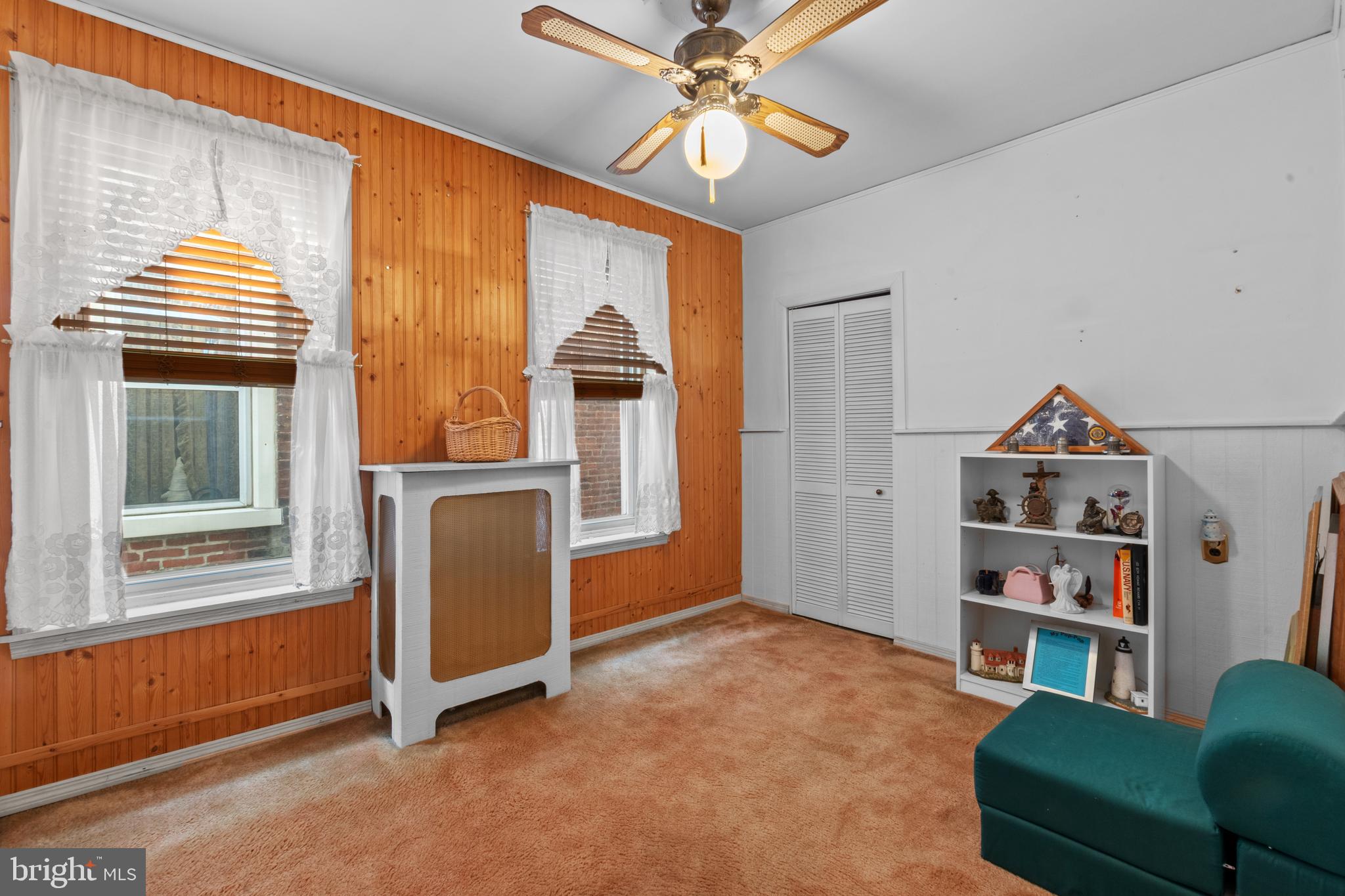 ROXBOROUGH - Residential