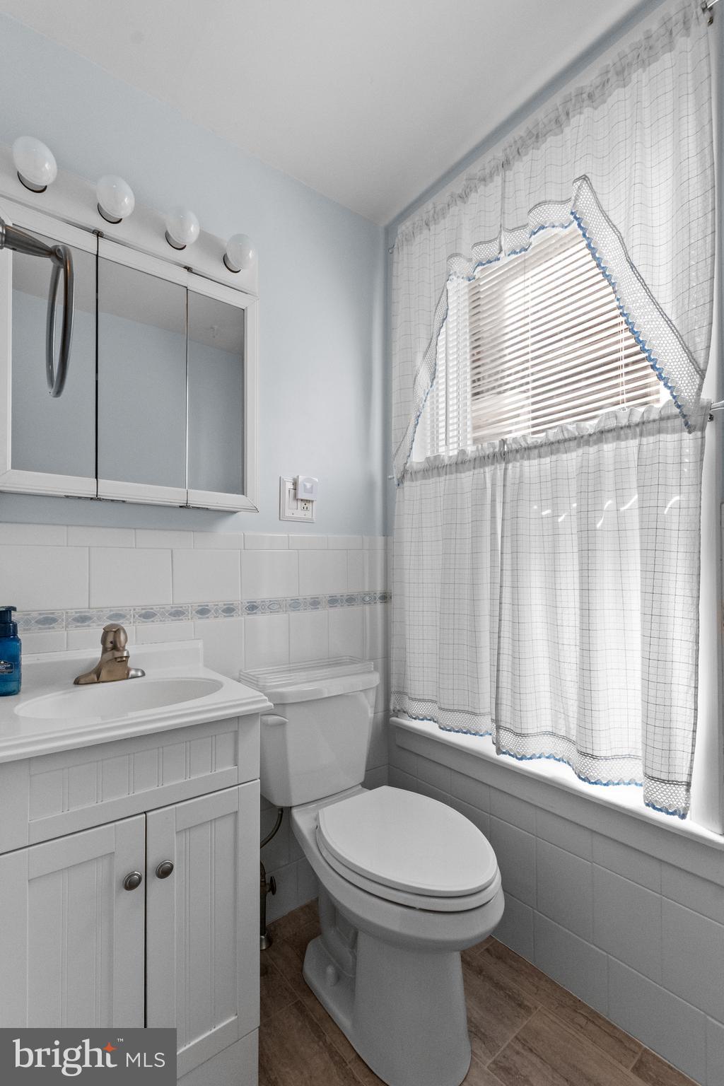 ROXBOROUGH - Residential