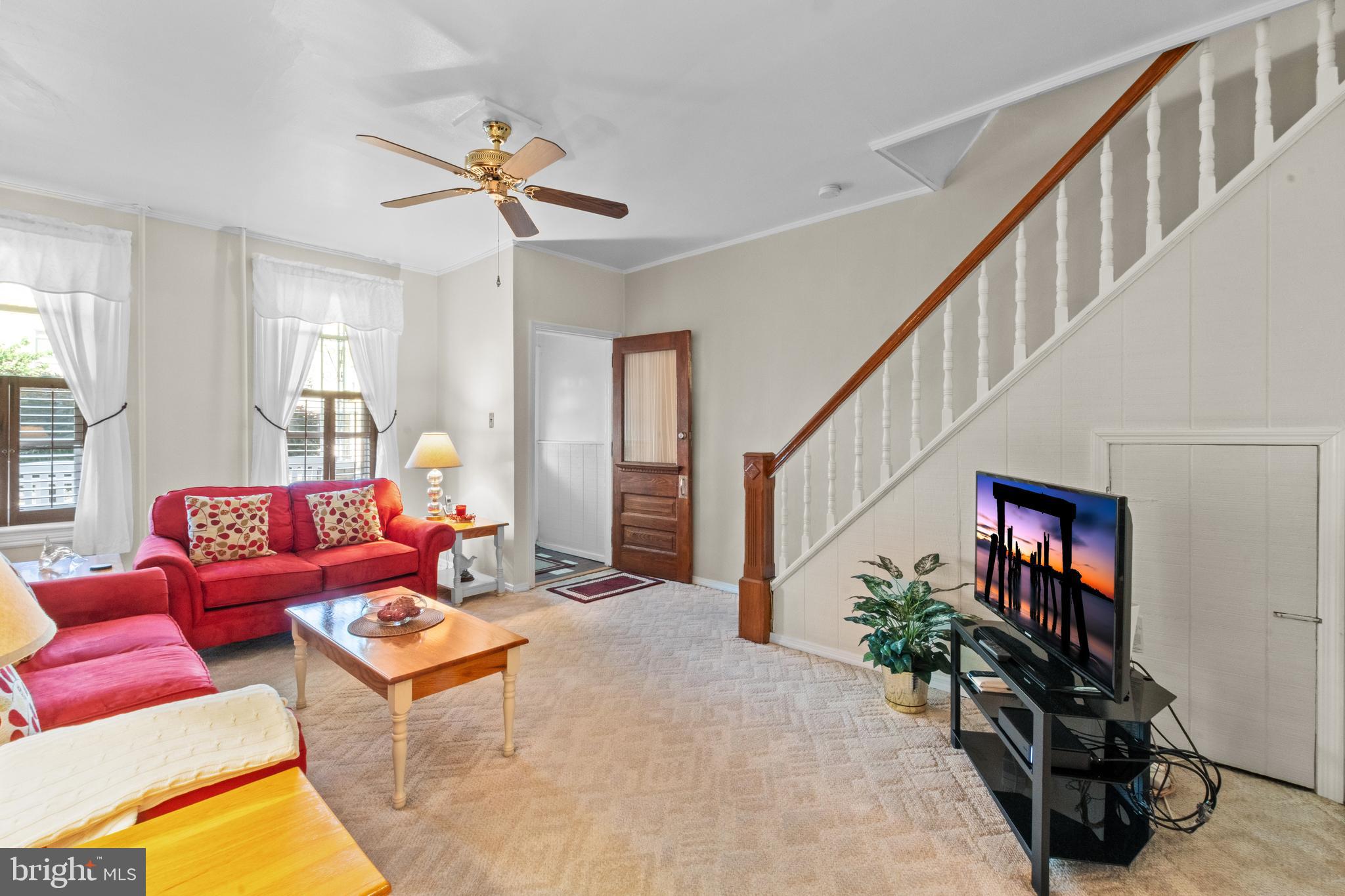 ROXBOROUGH - Residential