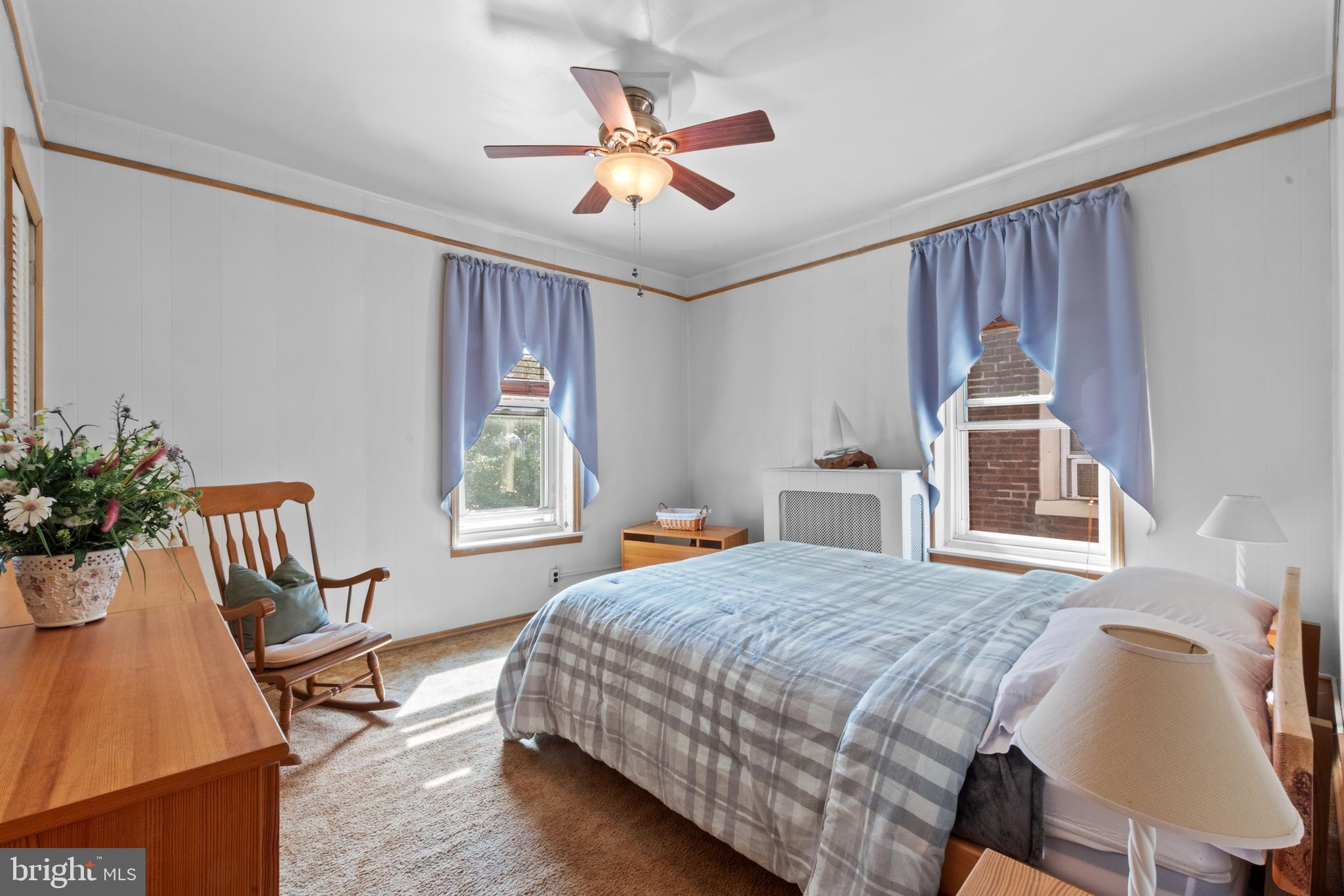 ROXBOROUGH - Residential