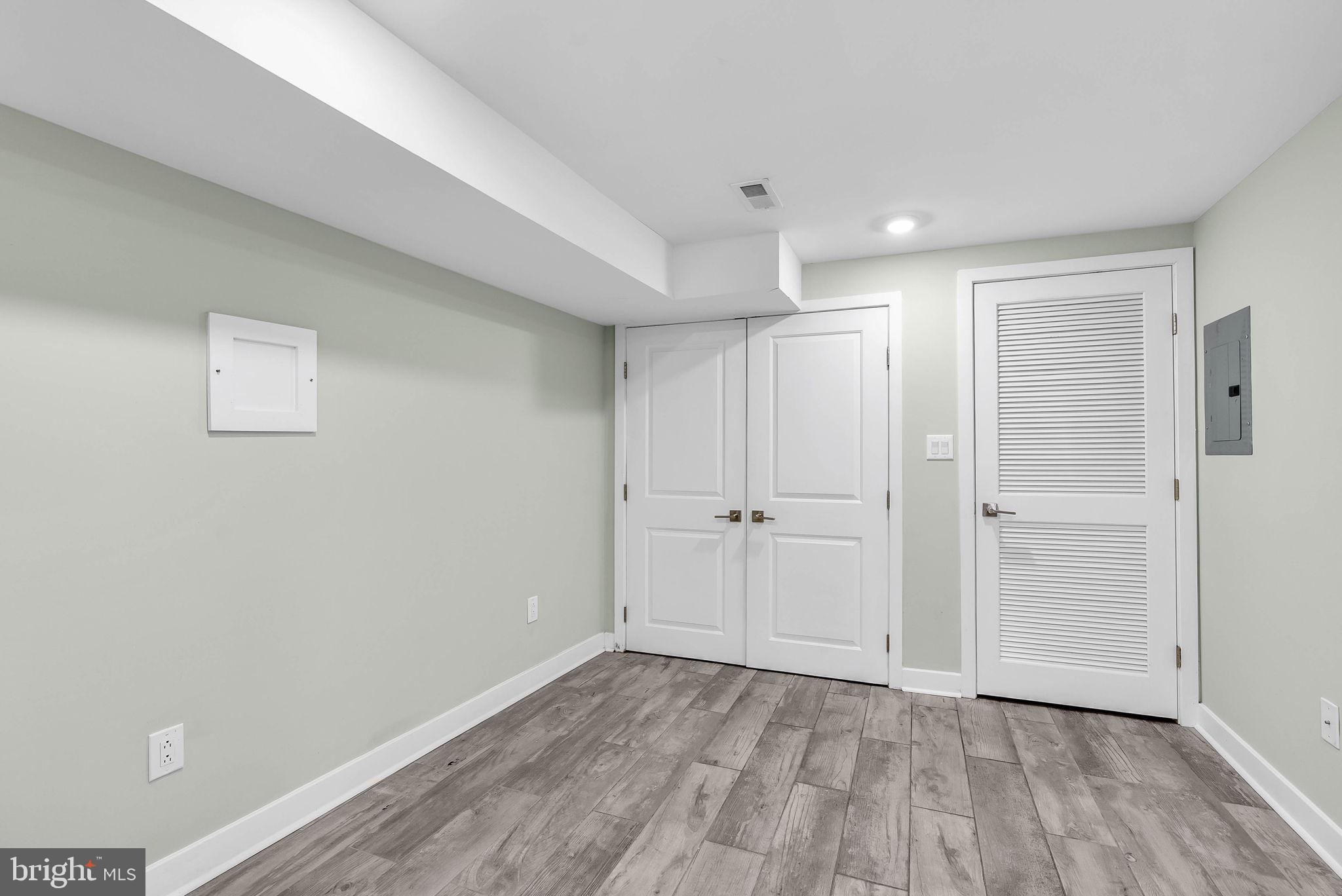 FAIRMOUNT - Residential