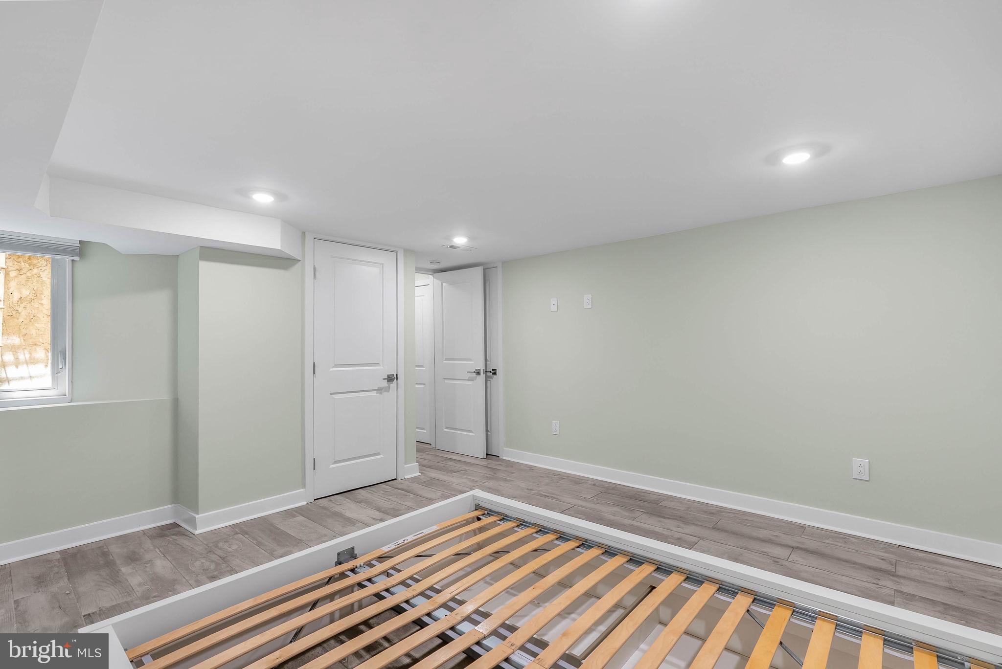 FAIRMOUNT - Residential