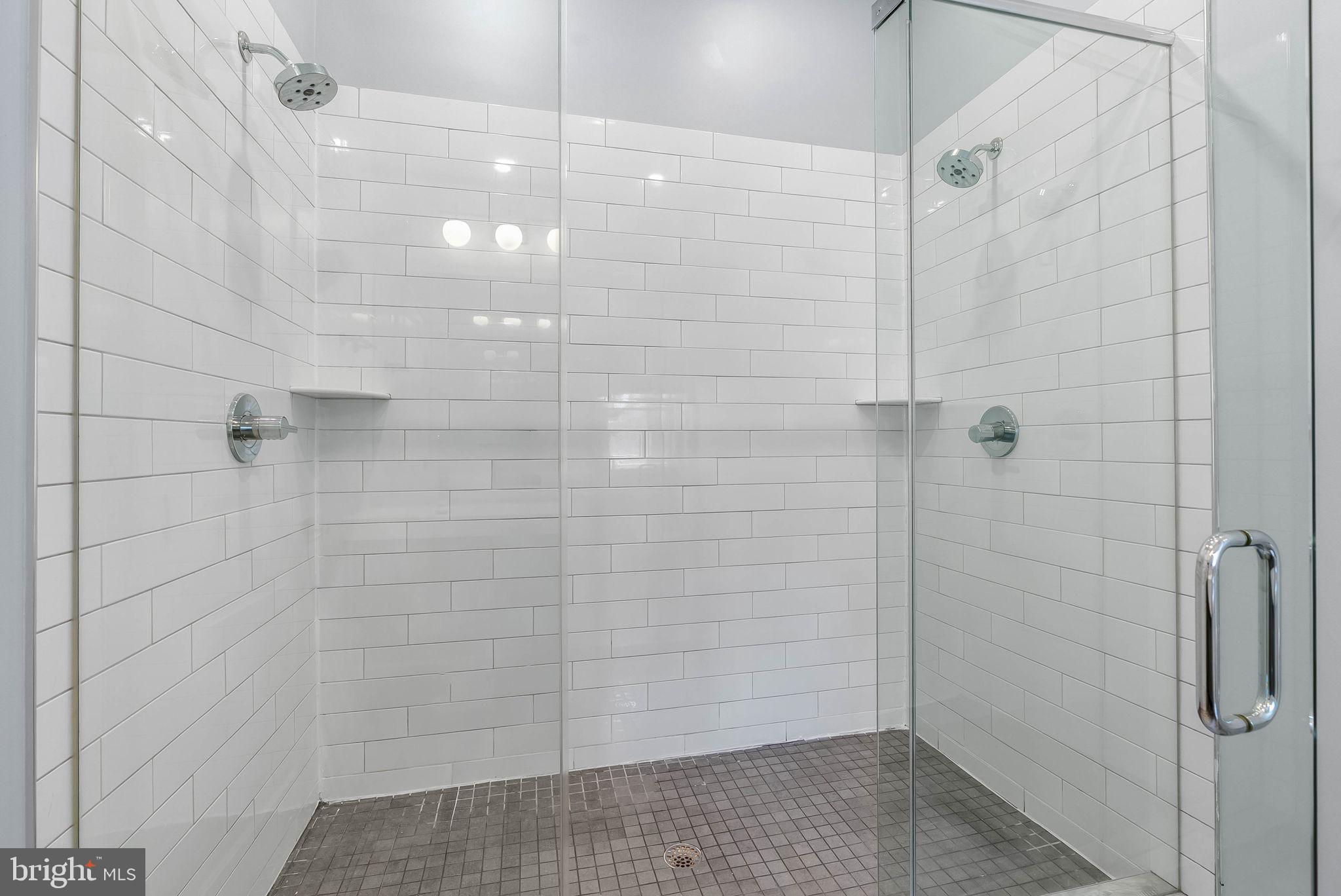 FAIRMOUNT - Residential