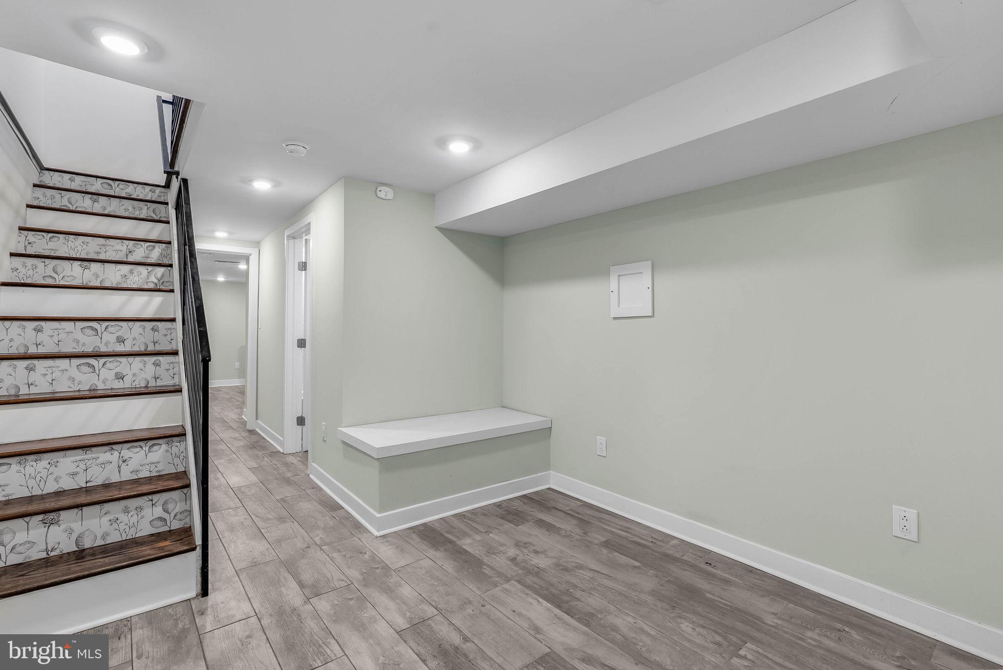 FAIRMOUNT - Residential