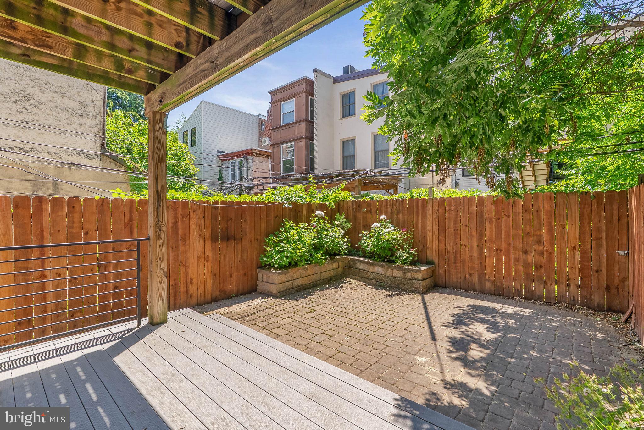 FAIRMOUNT - Residential