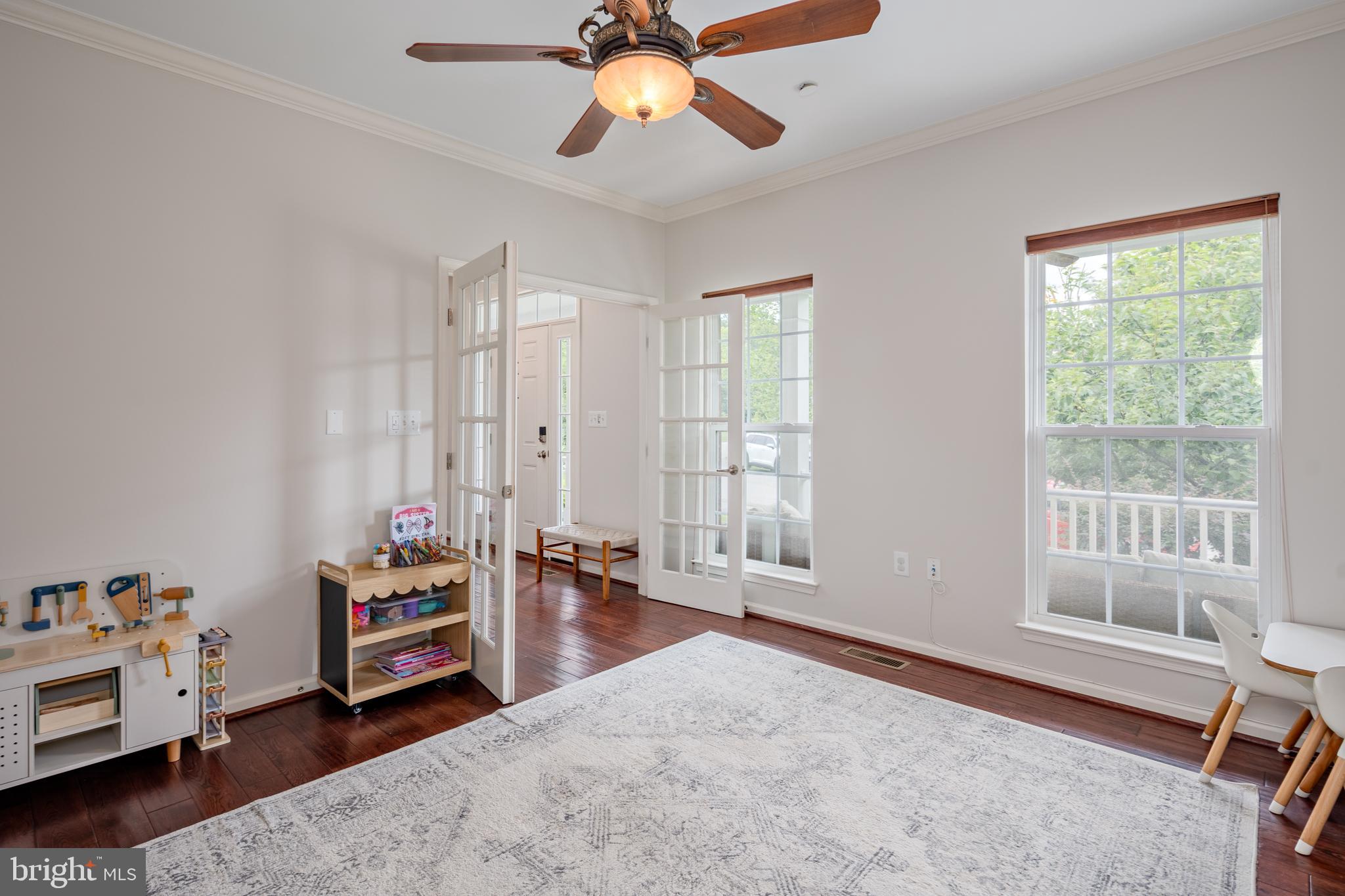 WILLOW WOODS - Residential