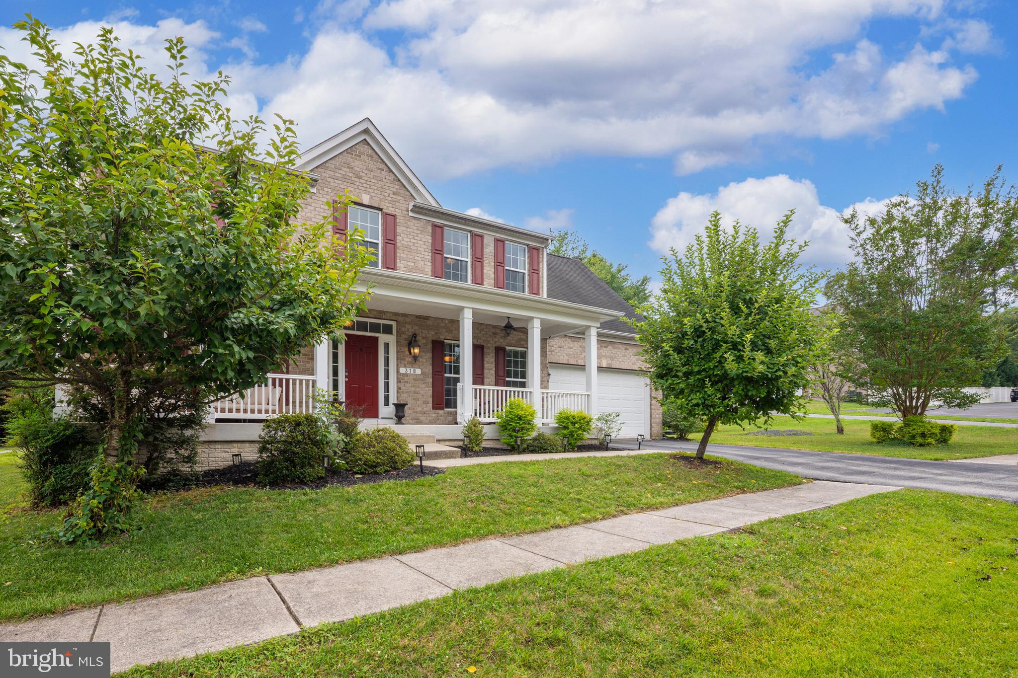 WILLOW WOODS - Residential