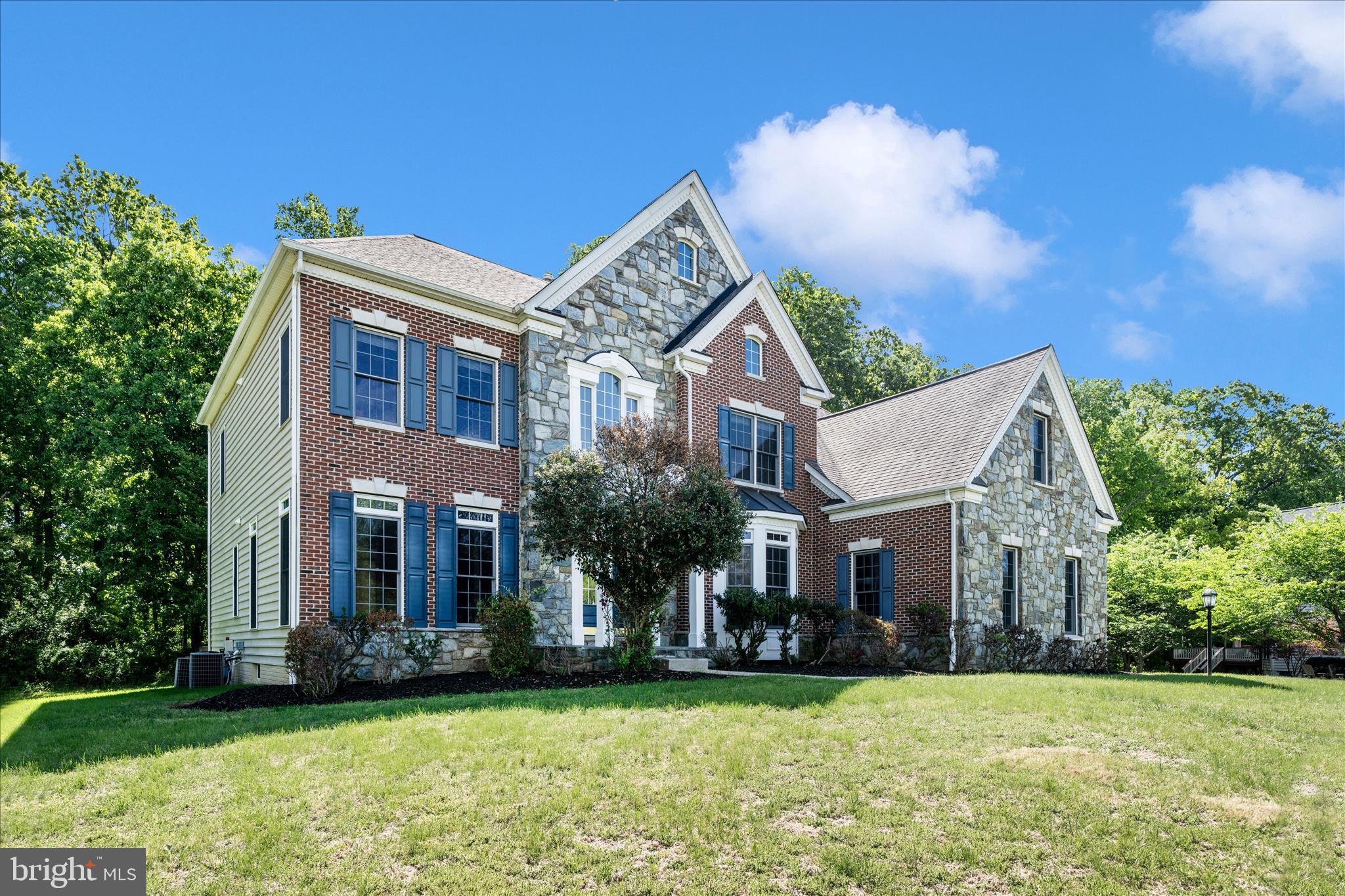 BROOKEFIELD - Residential
