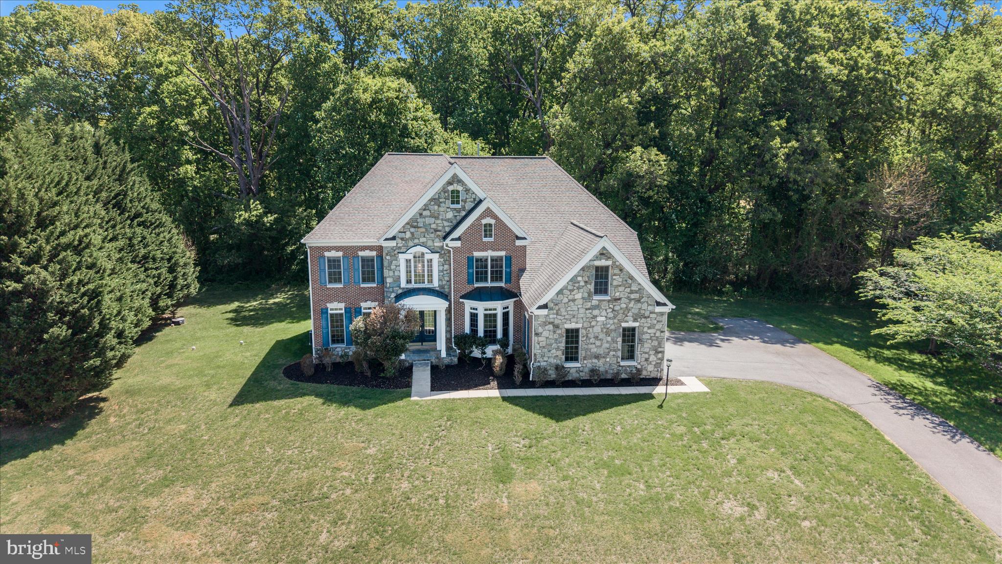 BROOKEFIELD - Residential