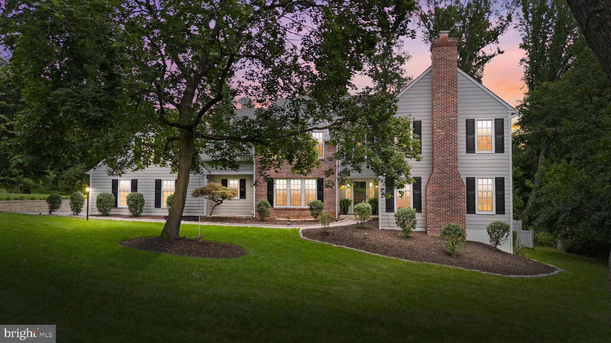 WOODSIDE - Residential
