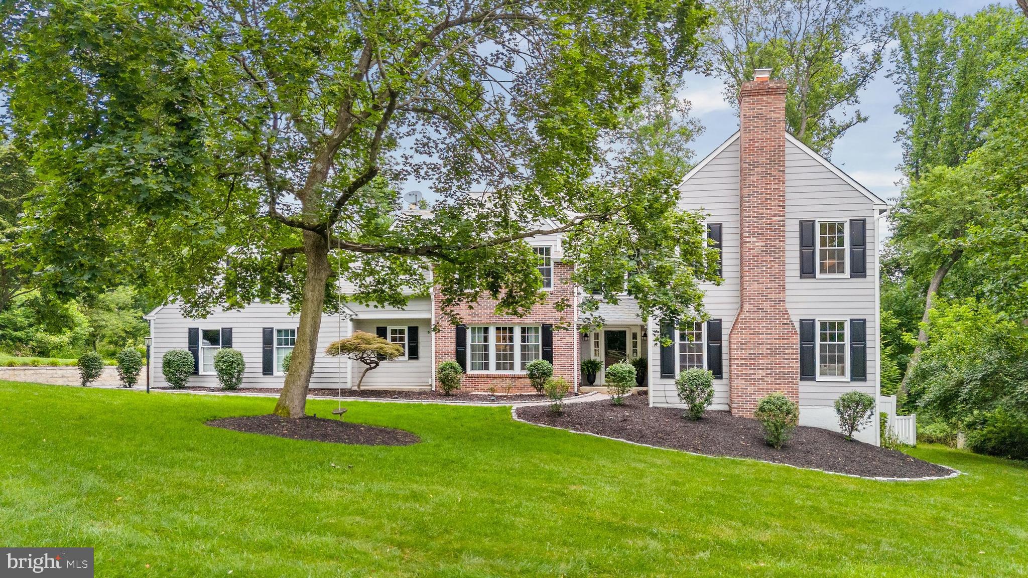 WOODSIDE - Residential