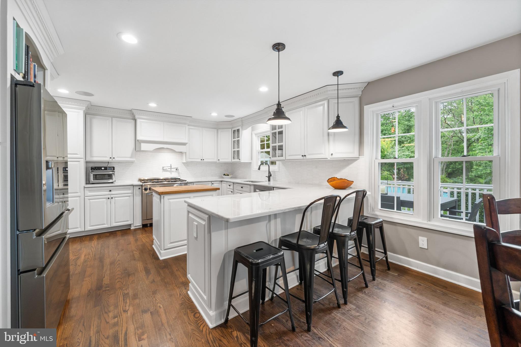 WOODSIDE - Residential