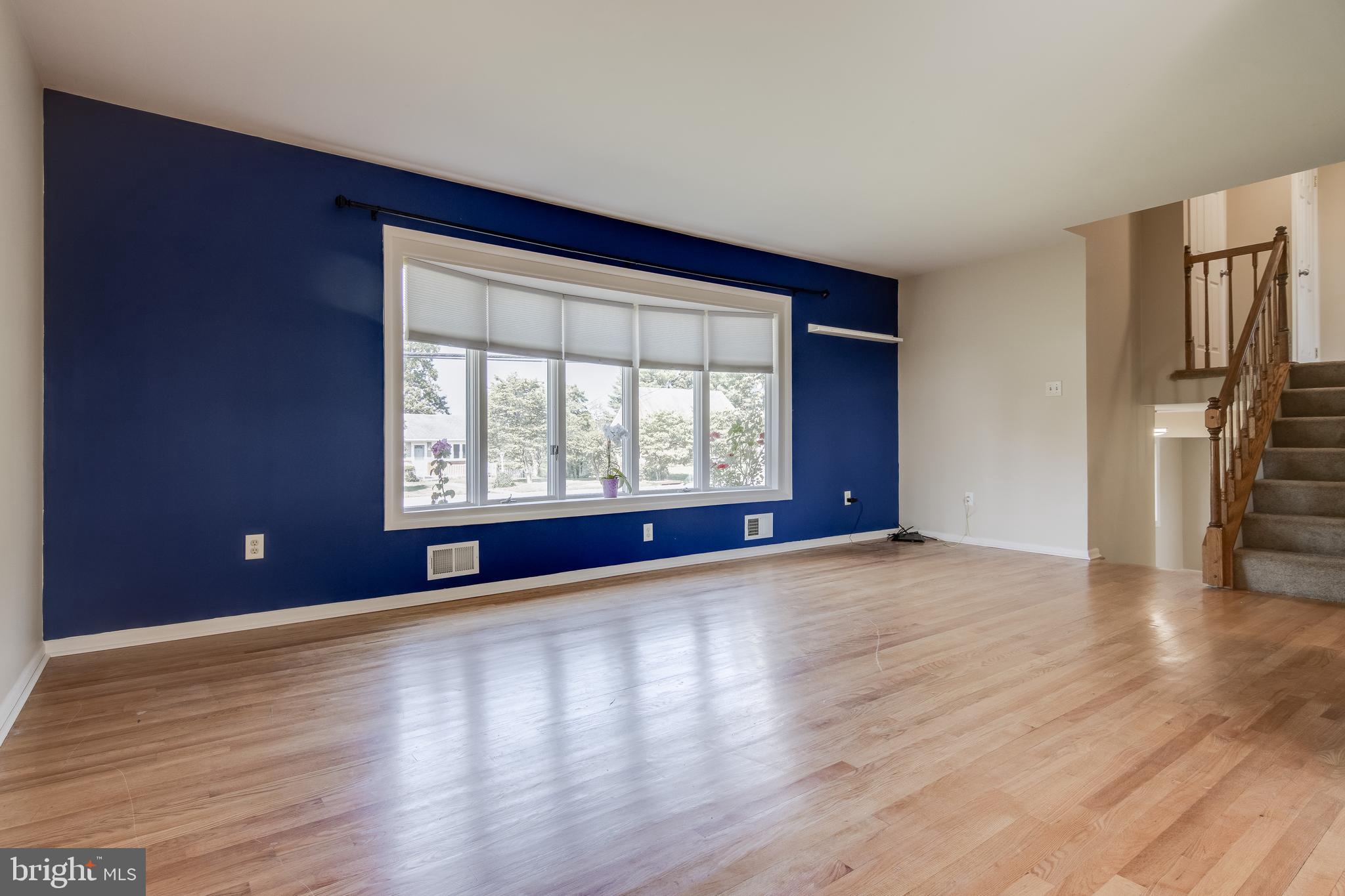 HUNT CLUB ESTATES - Residential