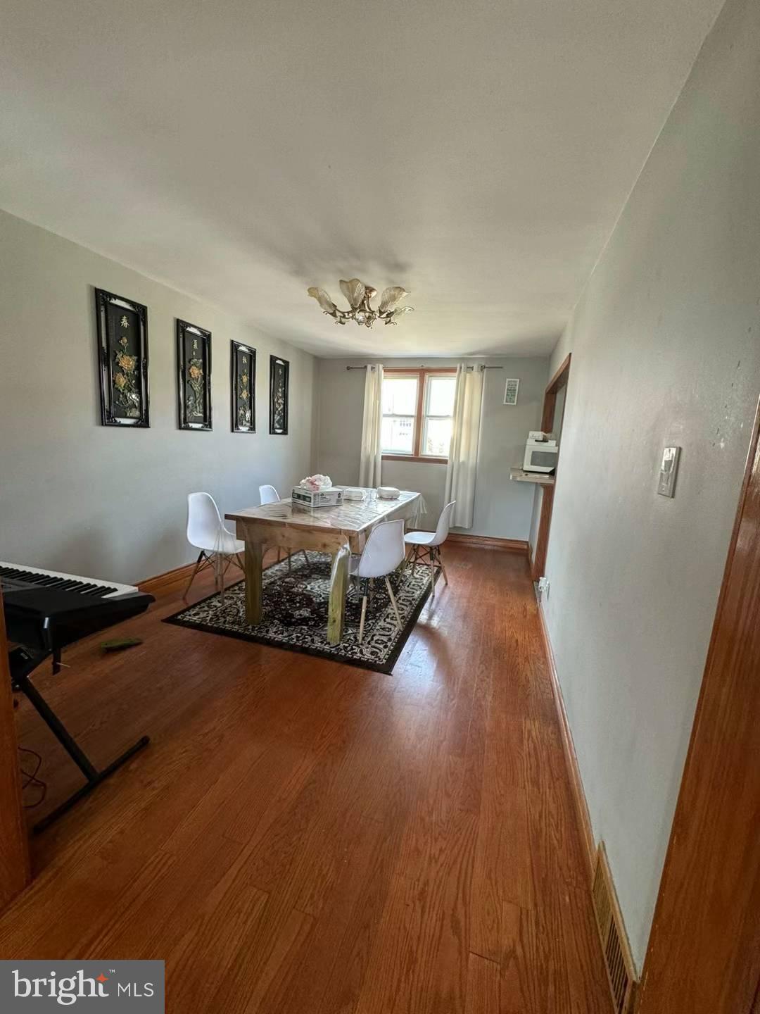 PHILADELPHIA (NORTHEAST) - Residential