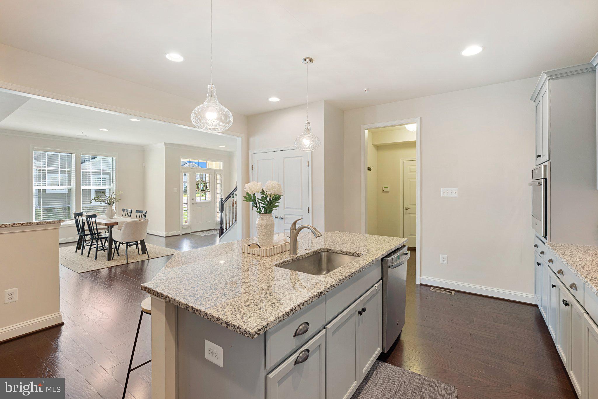 TWO RIVERS - Residential