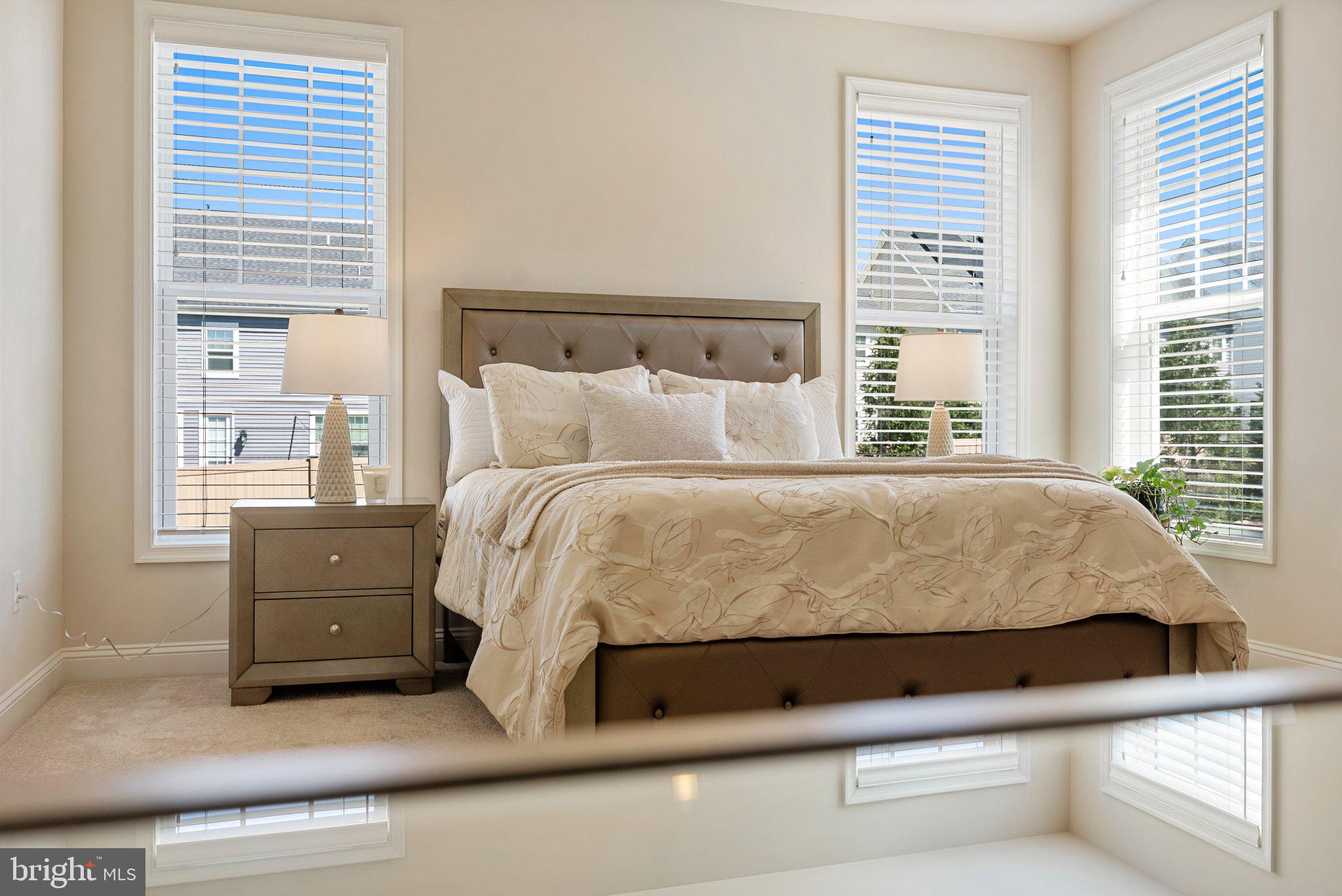TWO RIVERS - Residential