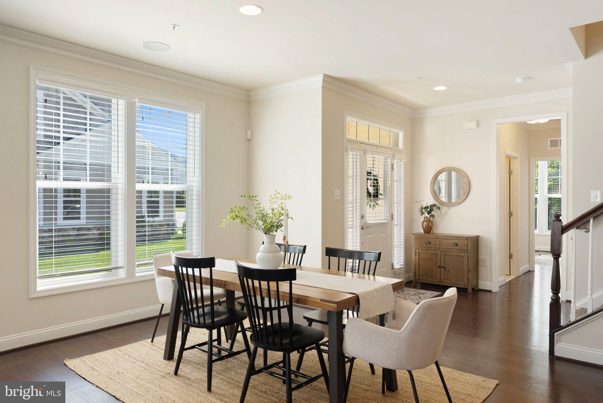 TWO RIVERS - Residential