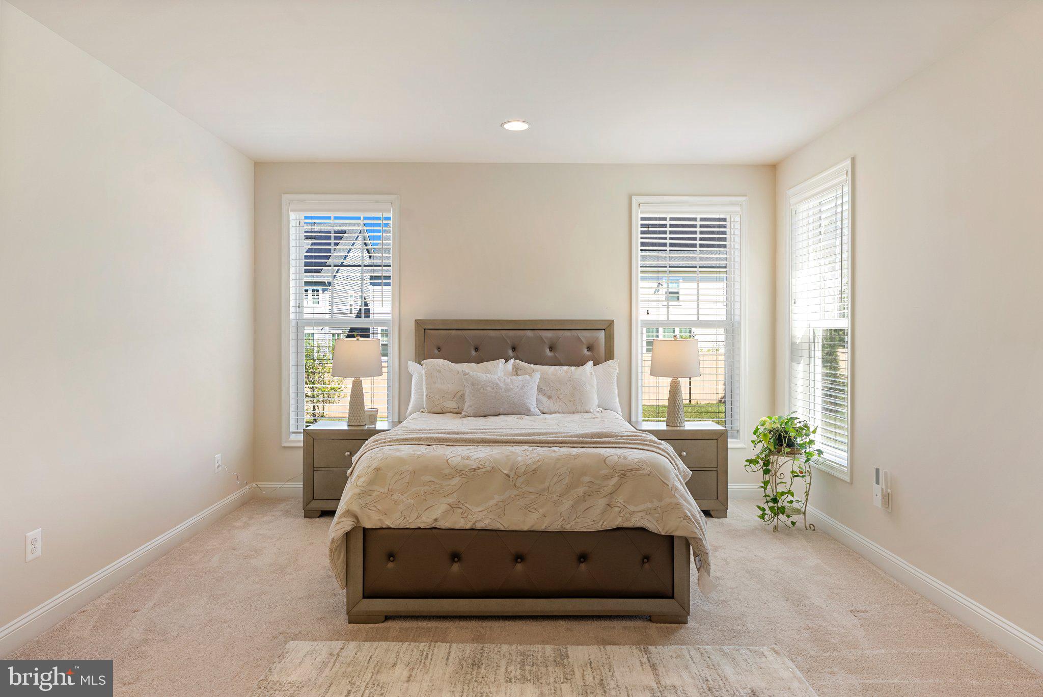 TWO RIVERS - Residential