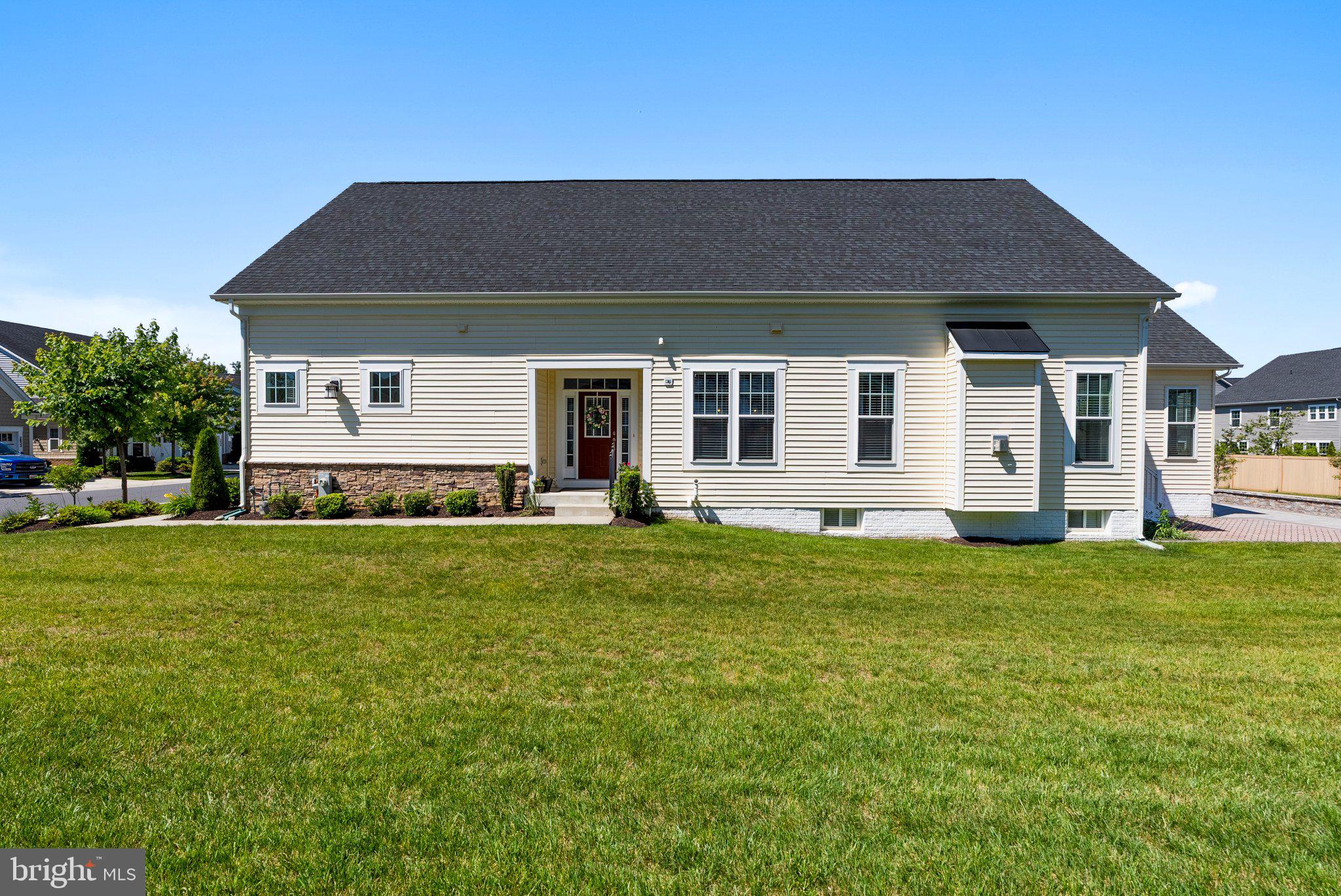 TWO RIVERS - Residential