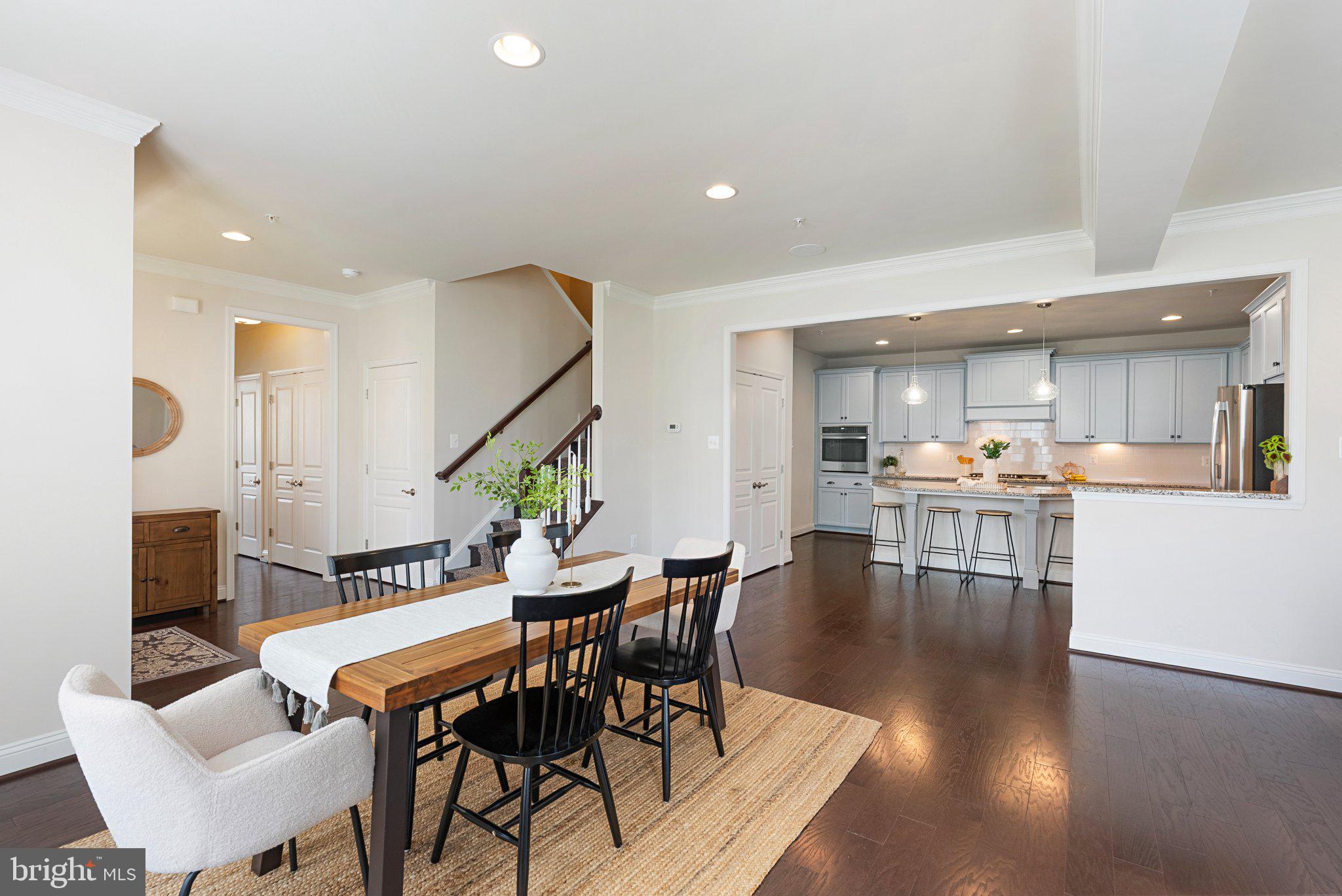TWO RIVERS - Residential