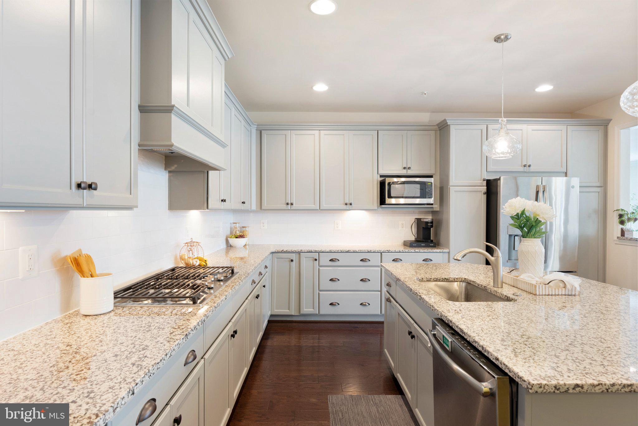 TWO RIVERS - Residential