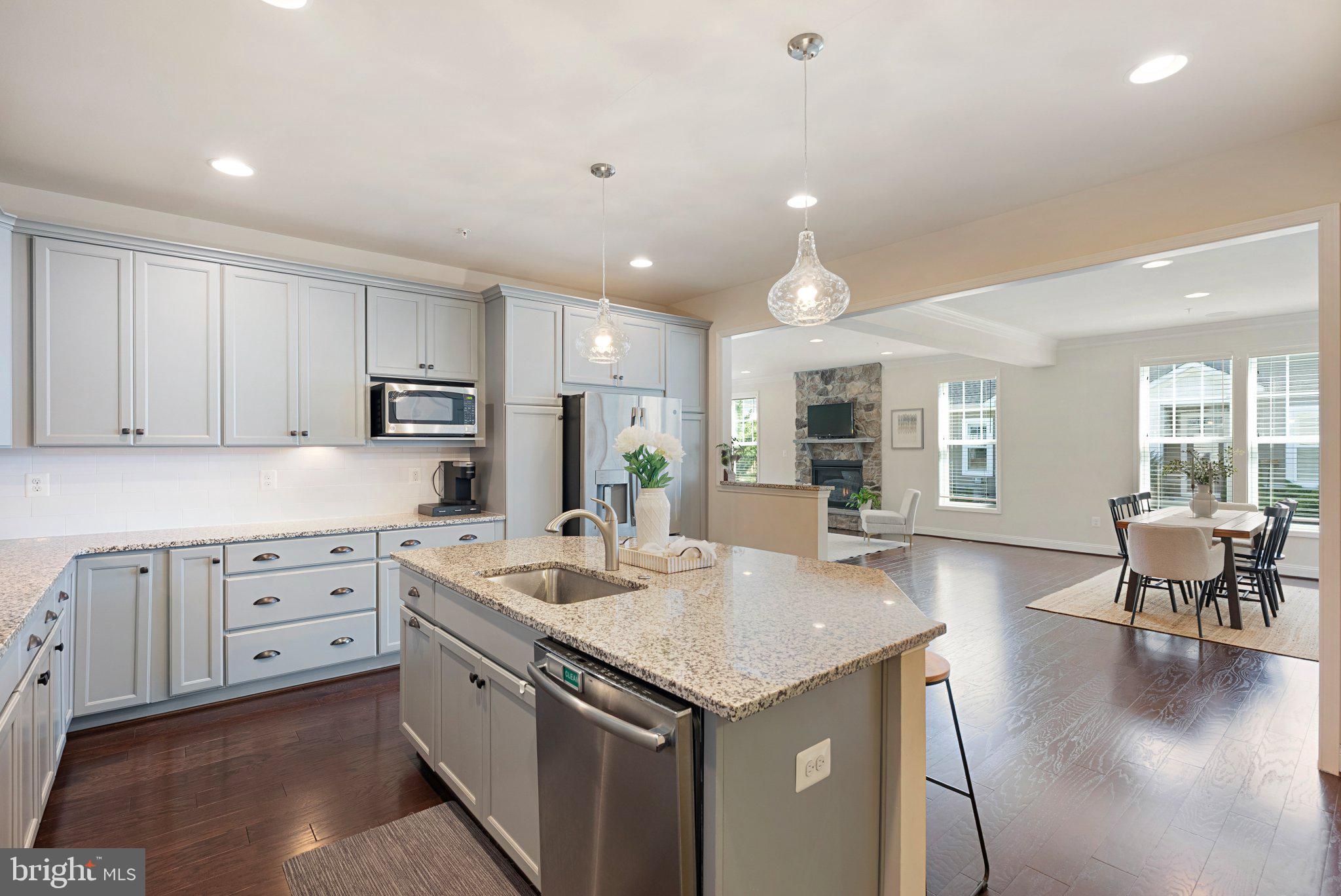 TWO RIVERS - Residential