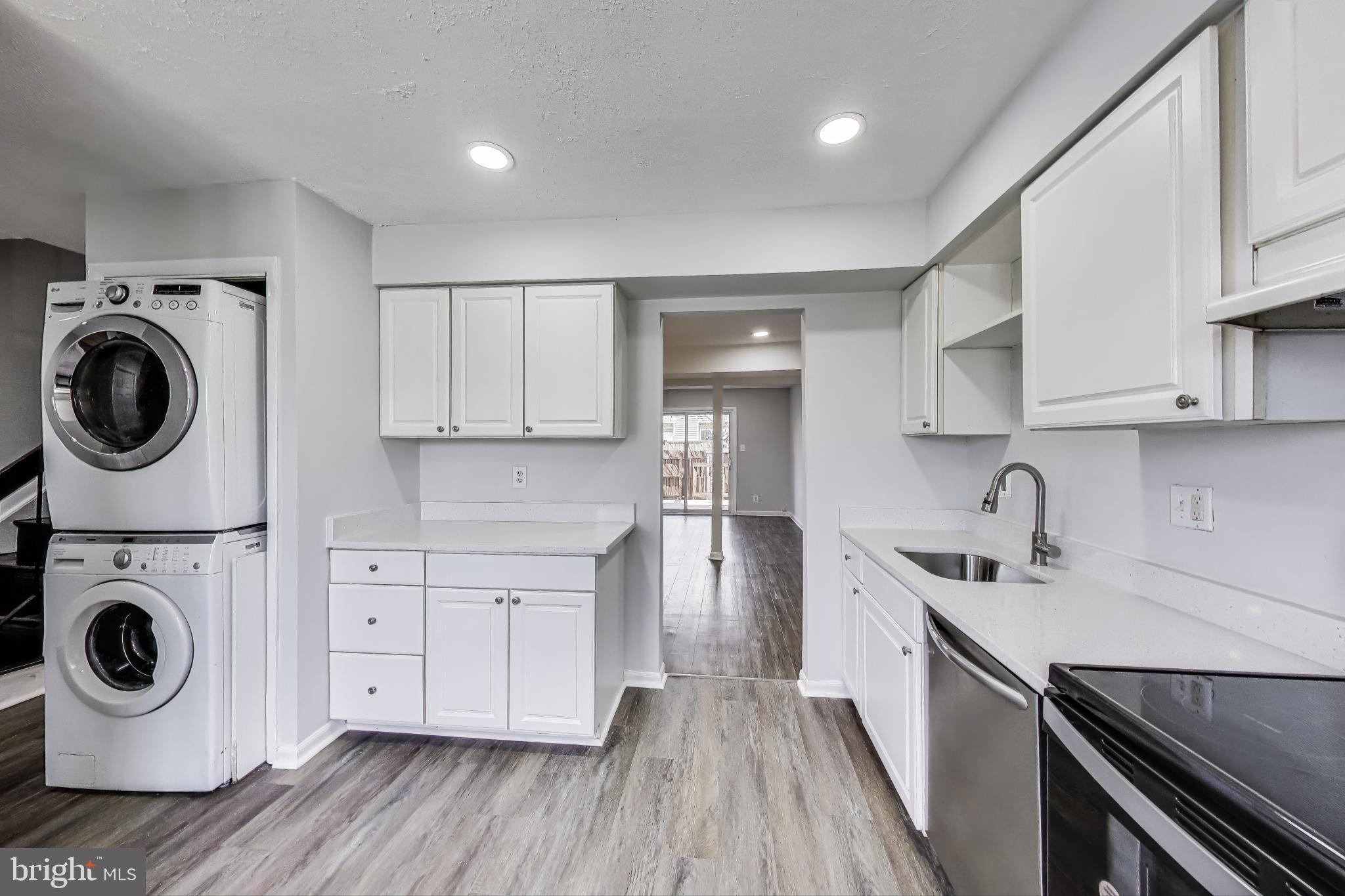 SUMMERHILL - Residential Lease