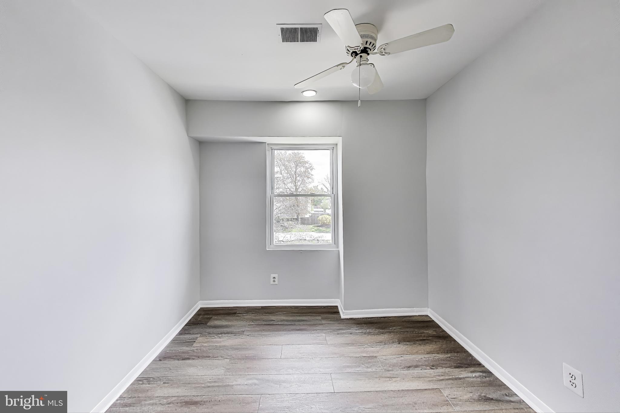 SUMMERHILL - Residential Lease