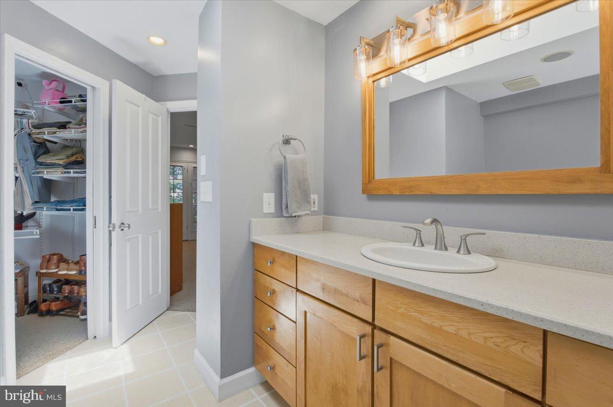 HOMEWOOD - Residential