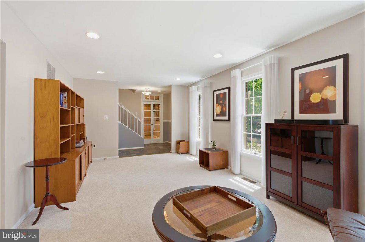 HOMEWOOD - Residential