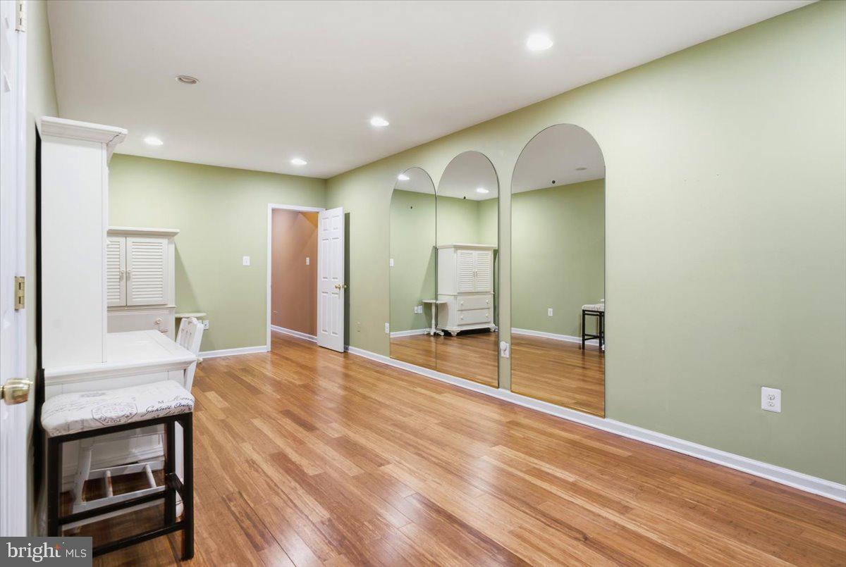 HOMEWOOD - Residential
