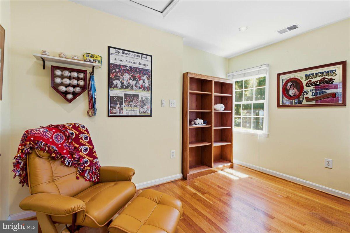 HOMEWOOD - Residential