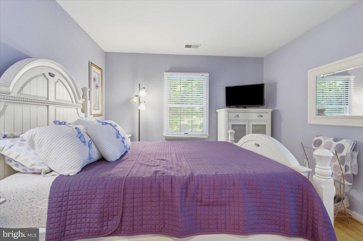 HOMEWOOD - Residential