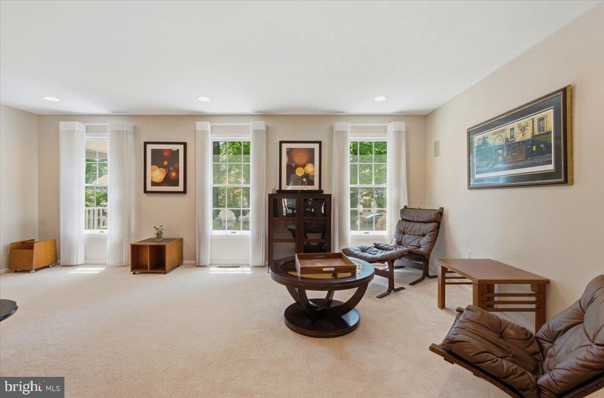 HOMEWOOD - Residential