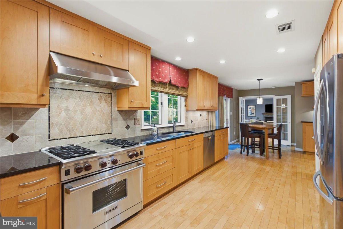 HOMEWOOD - Residential