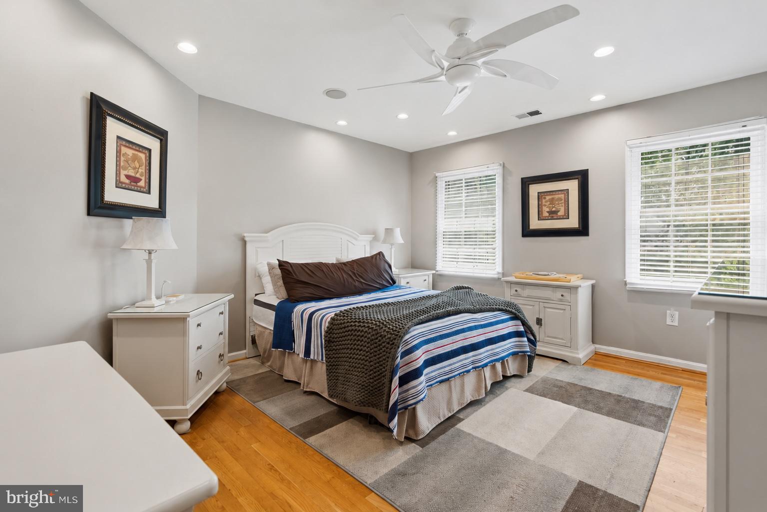 HOMEWOOD - Residential