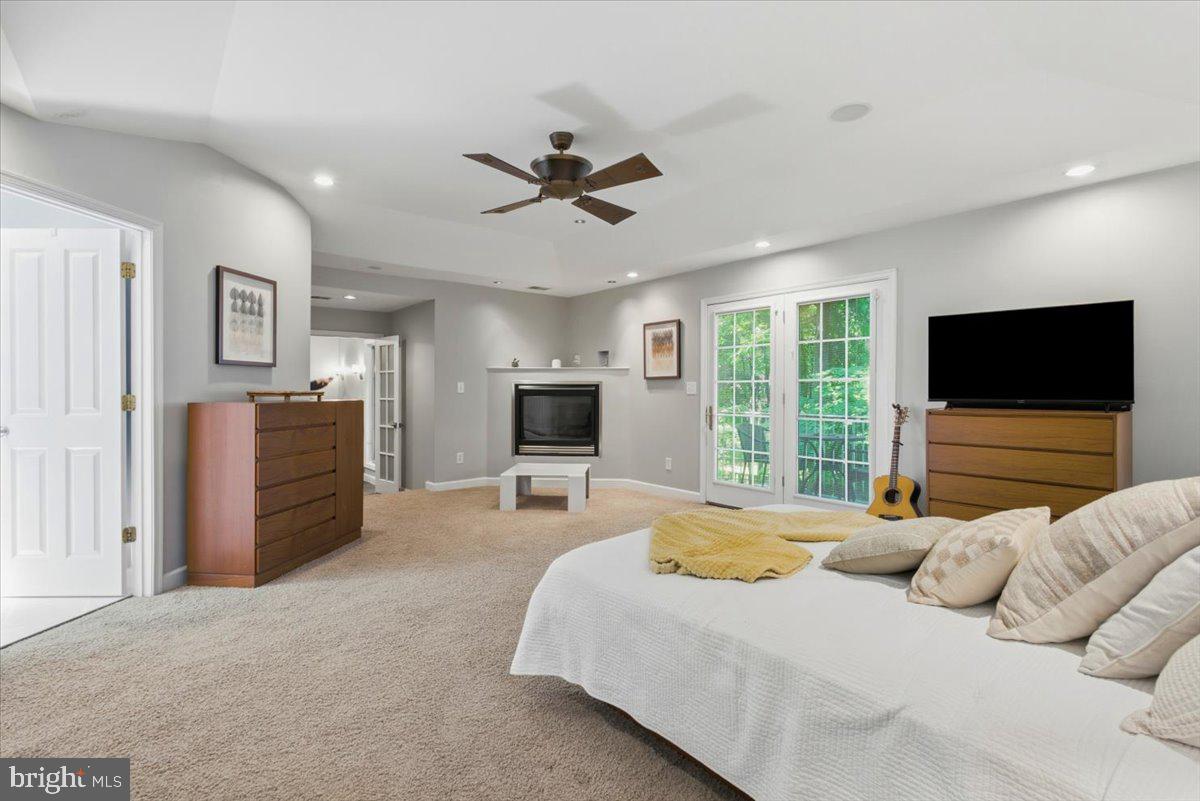 HOMEWOOD - Residential