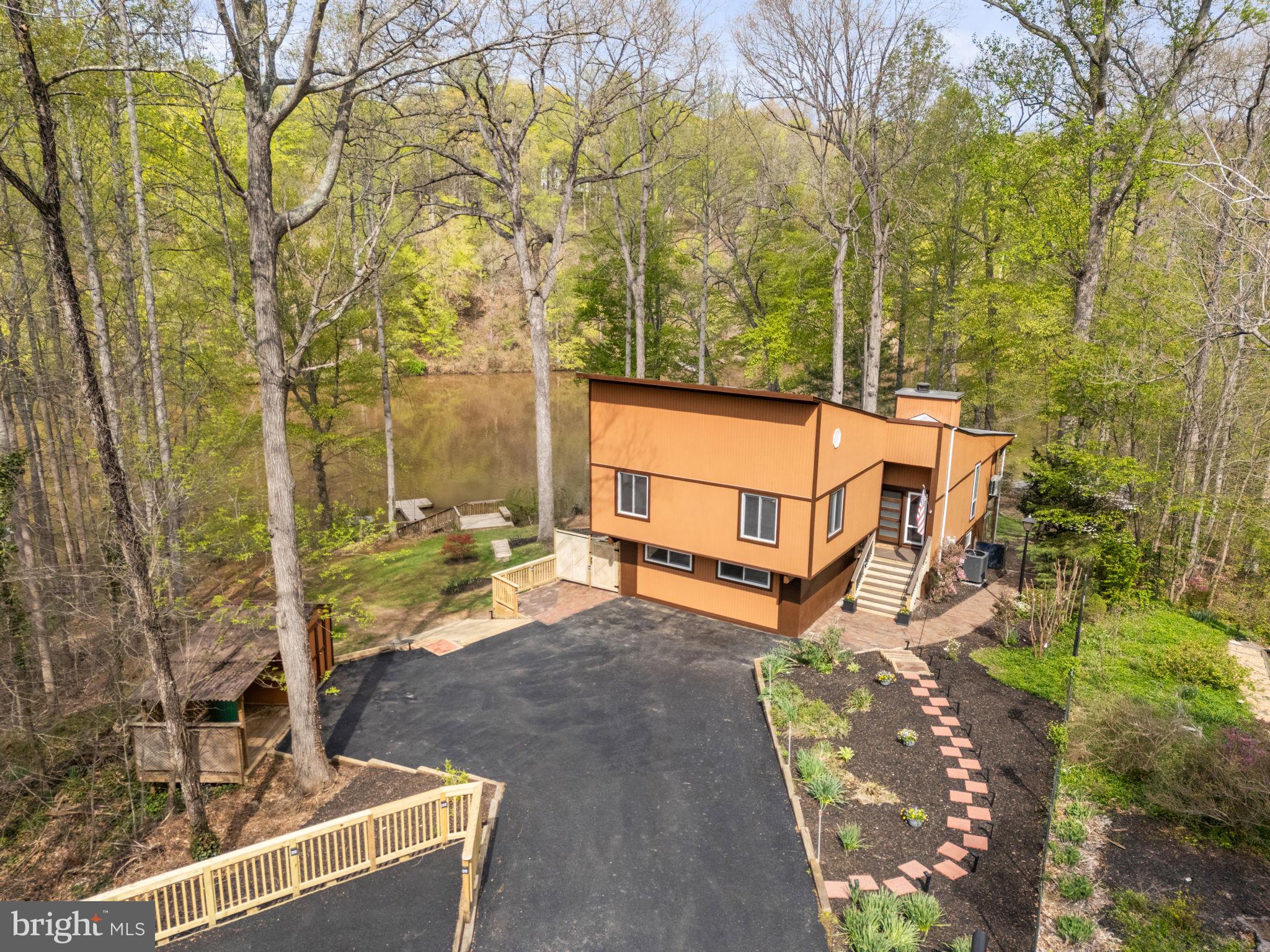 OCCOQUAN FOREST - Residential