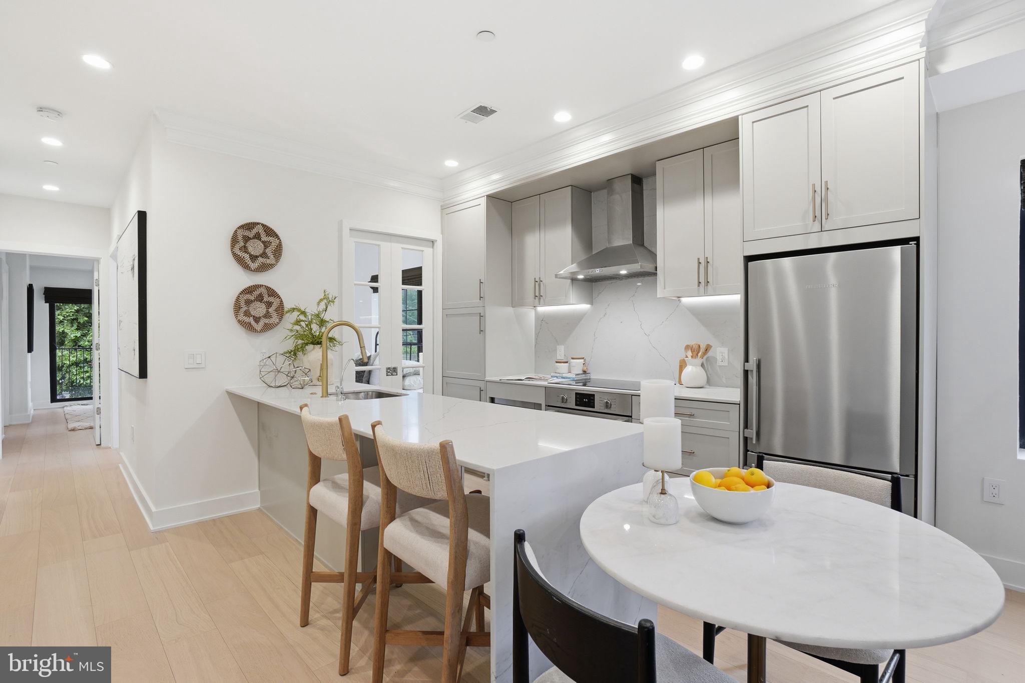 GLOVER PARK - Residential