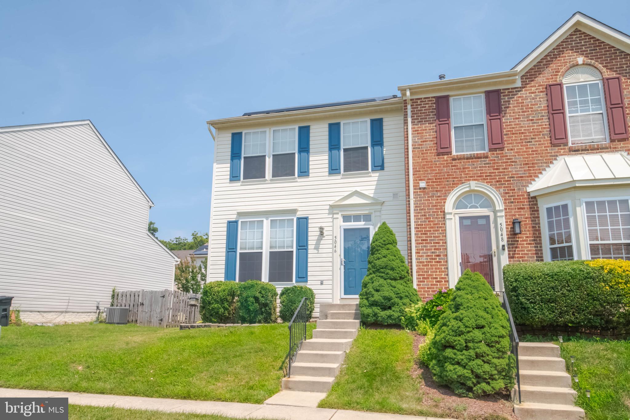 HOLLY WOODS - Residential
