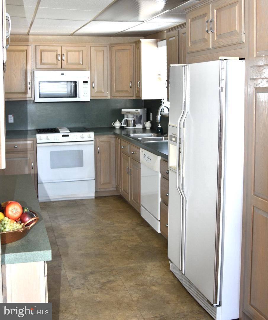 WEST MANCHESTER TWP - Residential Lease